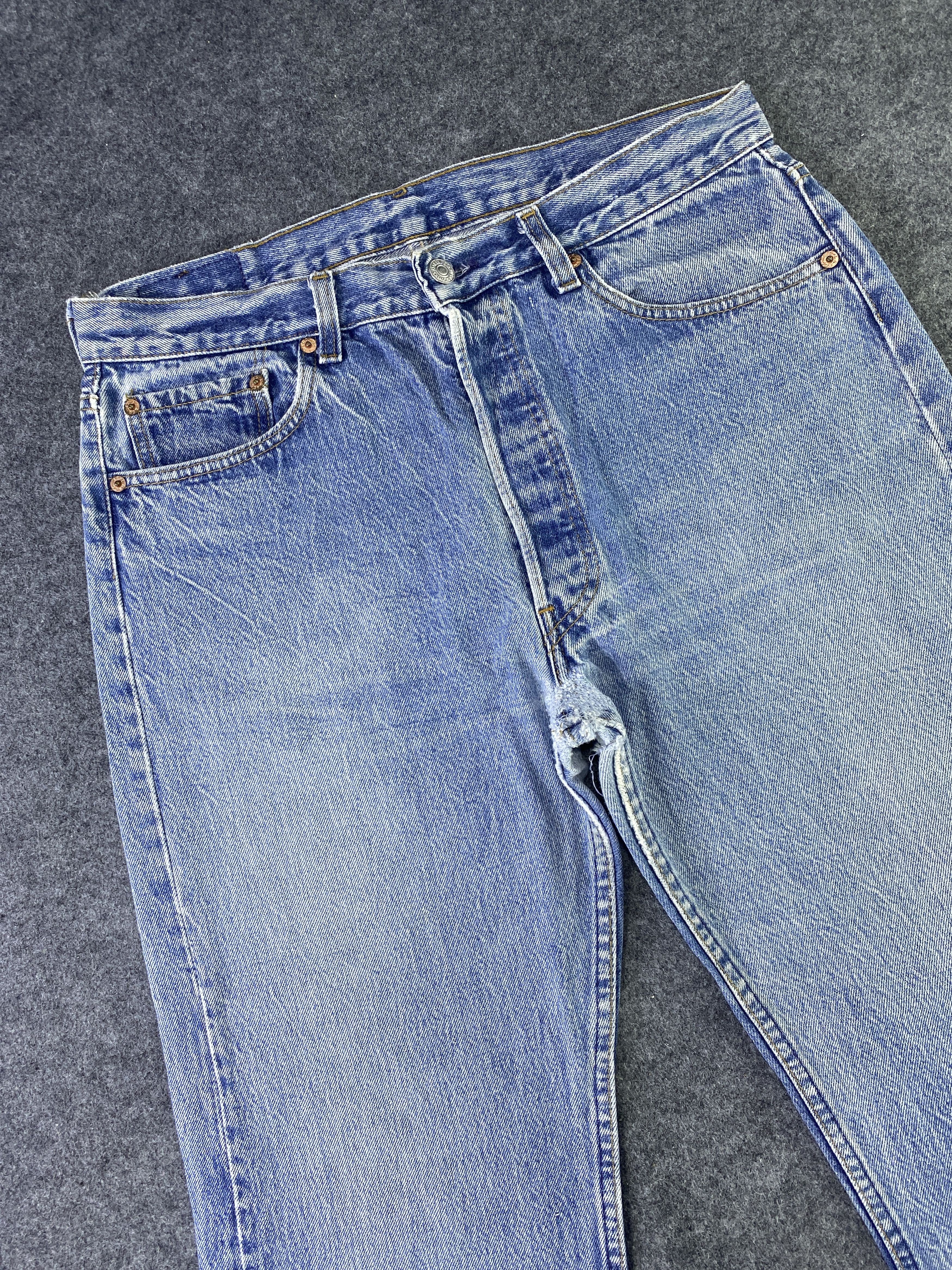 Levi's Vintage Levi's 501 Blue Wash Jeans - J918 Size US 33 - 5 Thumbnail