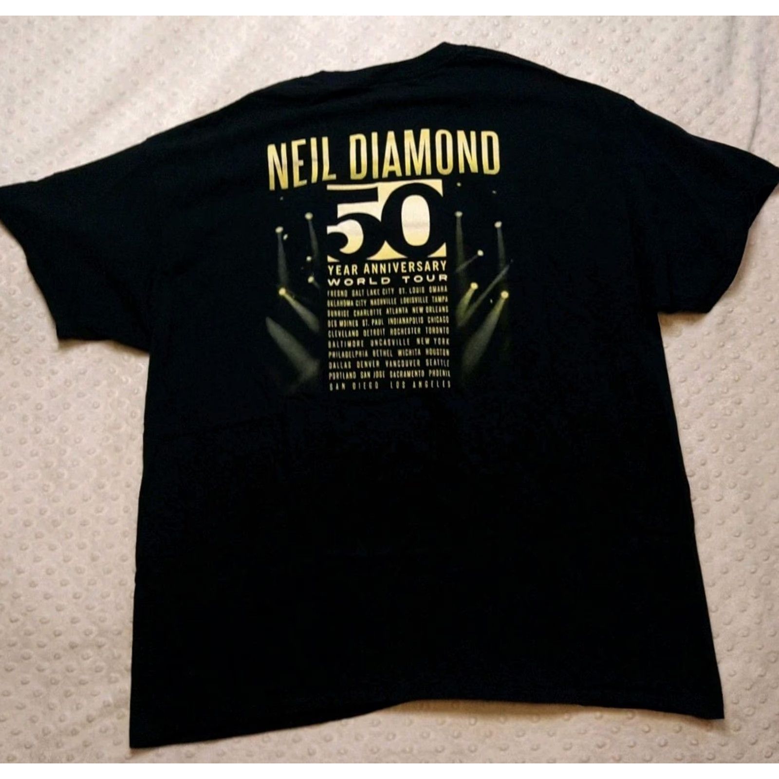Vintage Neil Diamond 50 Year Anniversary World Tour Mens T-Shirt XL Black Graphic Print Short Sleeve Crew Neck Men' s Rock Band 2007-2017 Size US XL / EU 56 / 4 - 6 Thumbnail