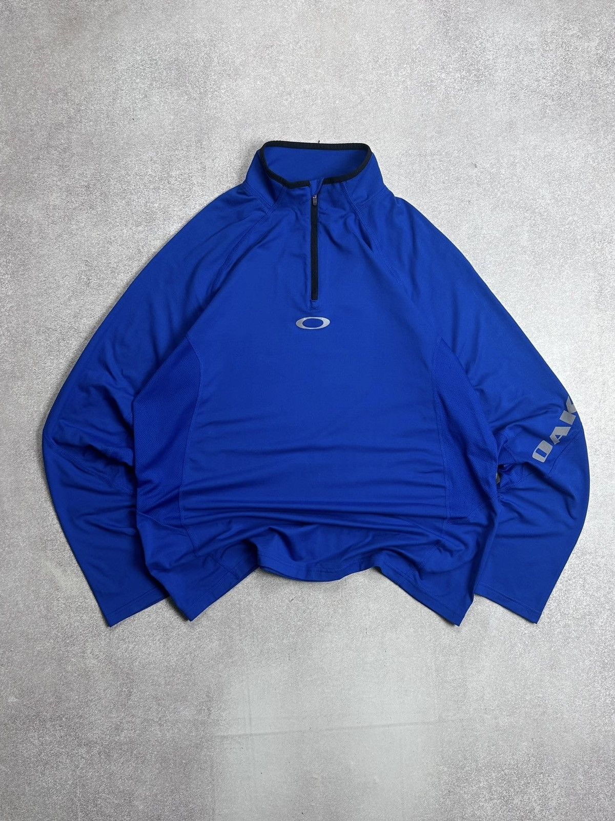 Oakley Vintage Oakley Boxy Gorp Center Logo Sweatshirt L Size US L / EU 52-54 / 3 - 1 Thumbnail