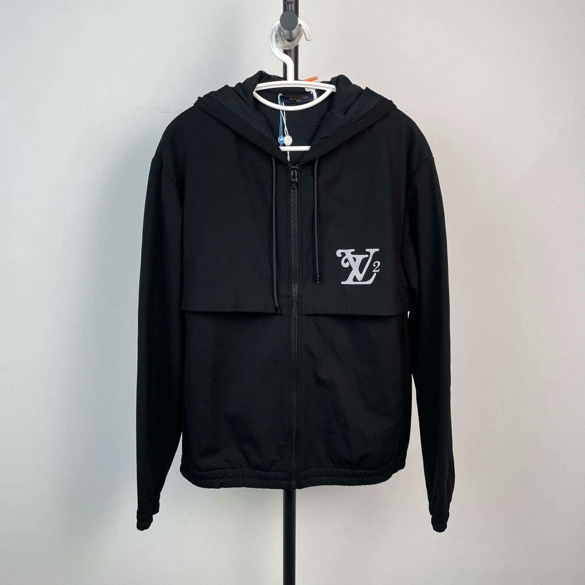 Louis Vuitton Louis Vuitton Black Hooded Logo Jacket Size US M / EU 48-50 / 2 - 1 Thumbnail