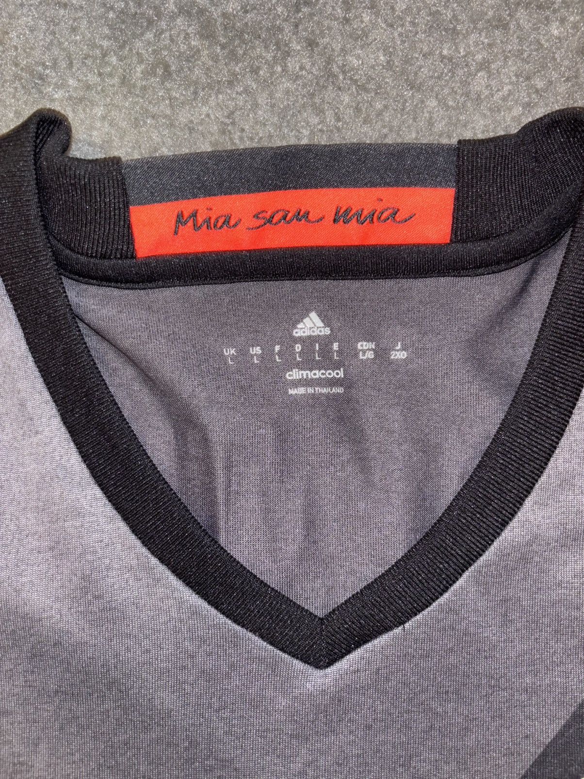 Adidas Adidas Bayern Munich Kit Size US L / EU 52-54 / 3 - 3 Thumbnail