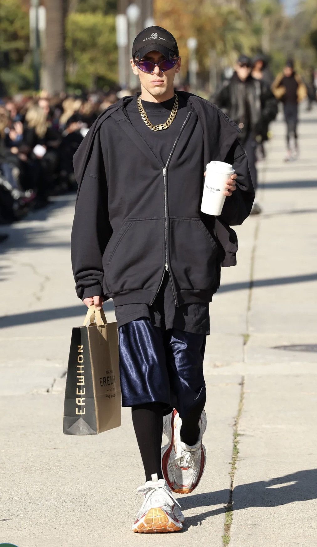 Balenciaga 9AM Coffee Cup Clutch Size ONE SIZE - 10 Thumbnail