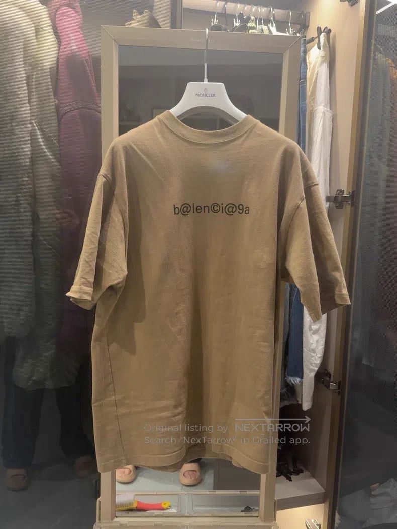Balenciaga Balenciaga Khaki Letter Logo Short Sleeve T-Shirt Size US XXS / EU 40 - 1 Thumbnail