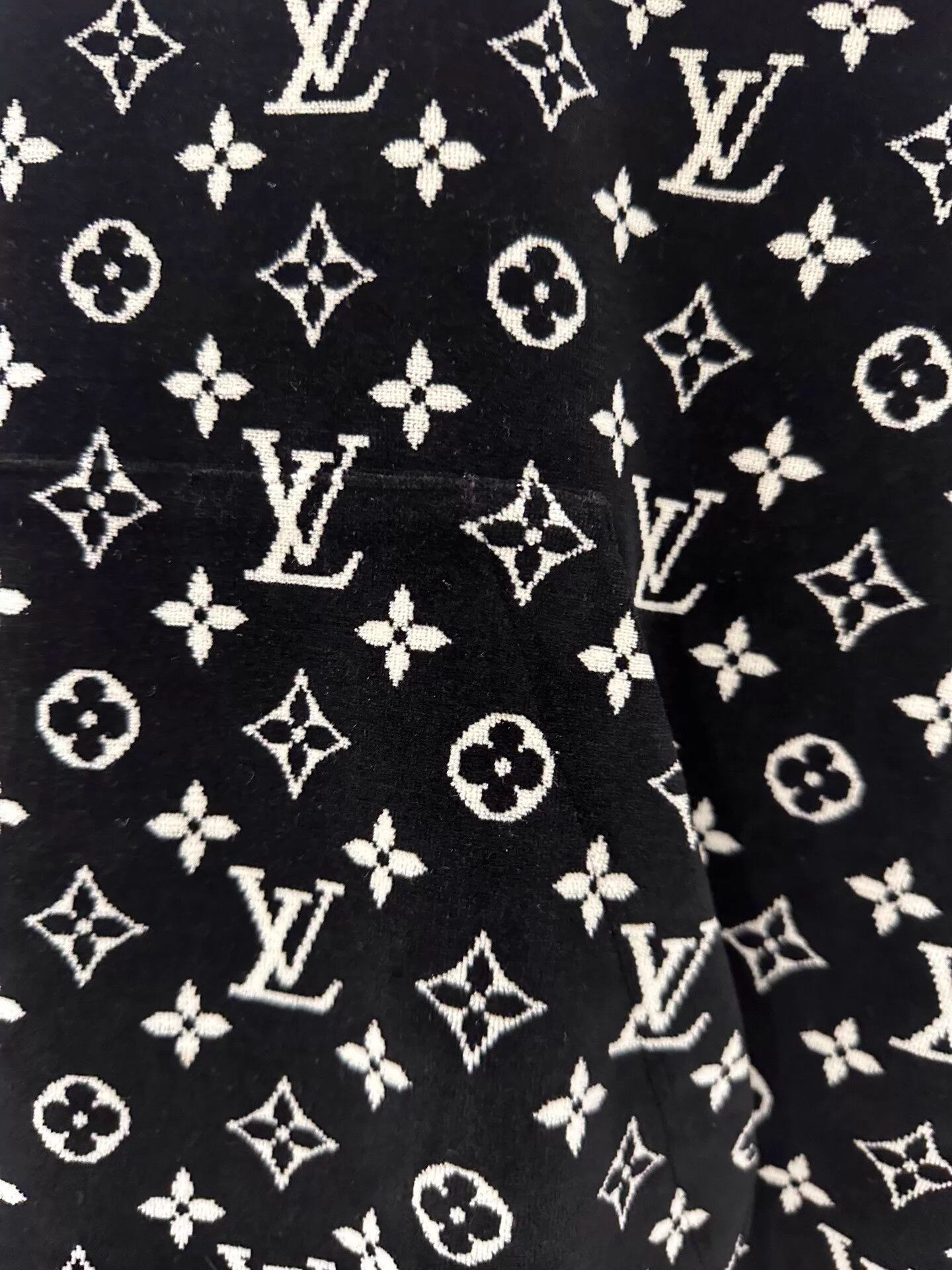 Louis Vuitton LV White Monogram All Over Black Hoodie Women S 99 New Size US S / EU 44-46 / 1 - 4 Thumbnail