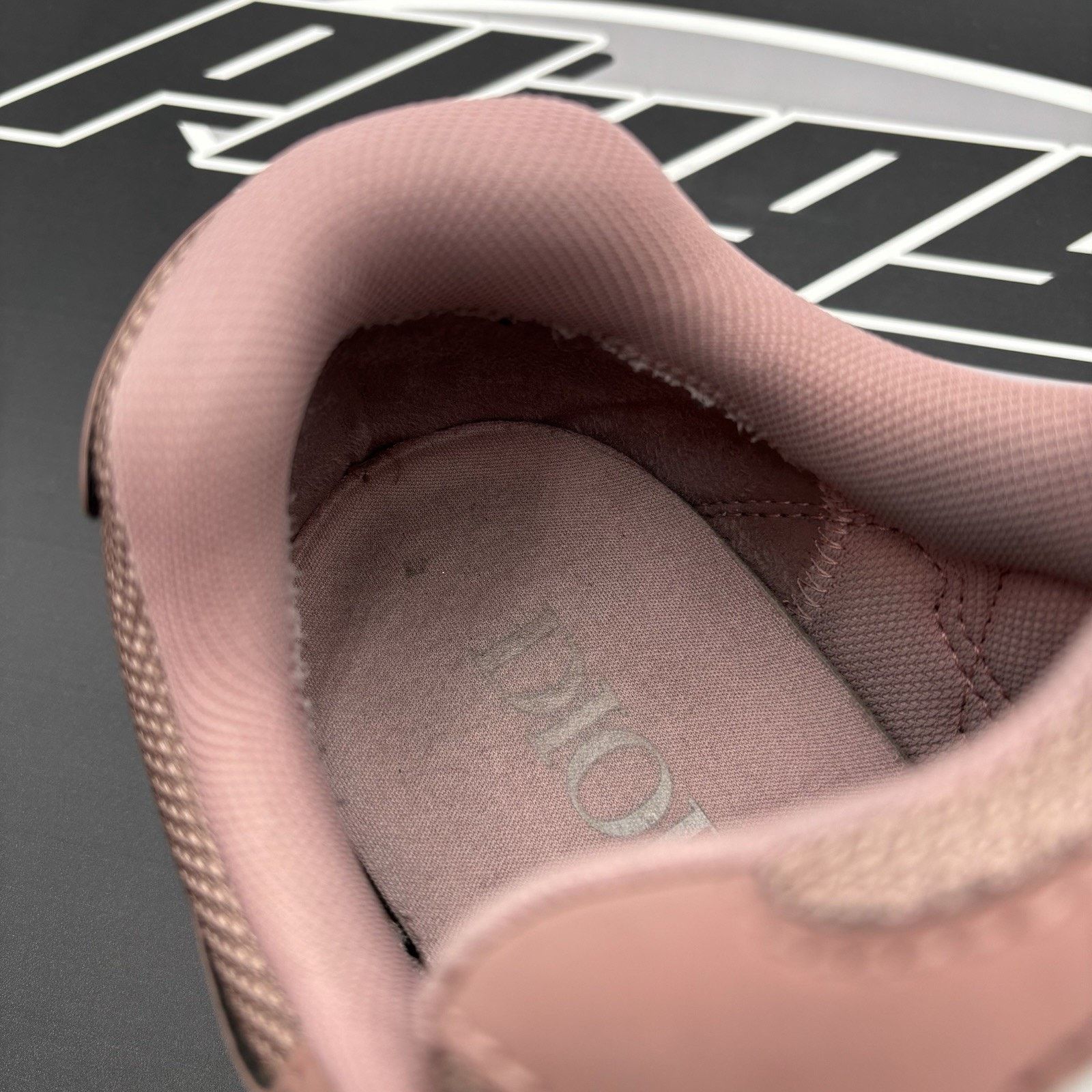 Dior Dior B30 Reflective Sneaker ' Rust Pink ' | GOOD CONDITION! Size US 11 / EU 44 - 7 Thumbnail