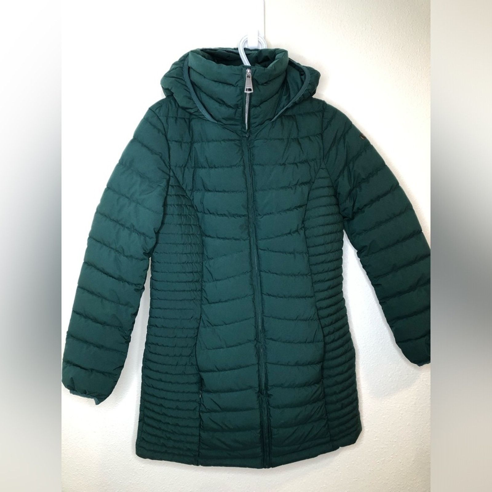 DKNY DKNY Women’s Green Puffer Long Jacket— Small— BEAUTIFUL!! Size S / US 4 / IT 40 - 2 Thumbnail