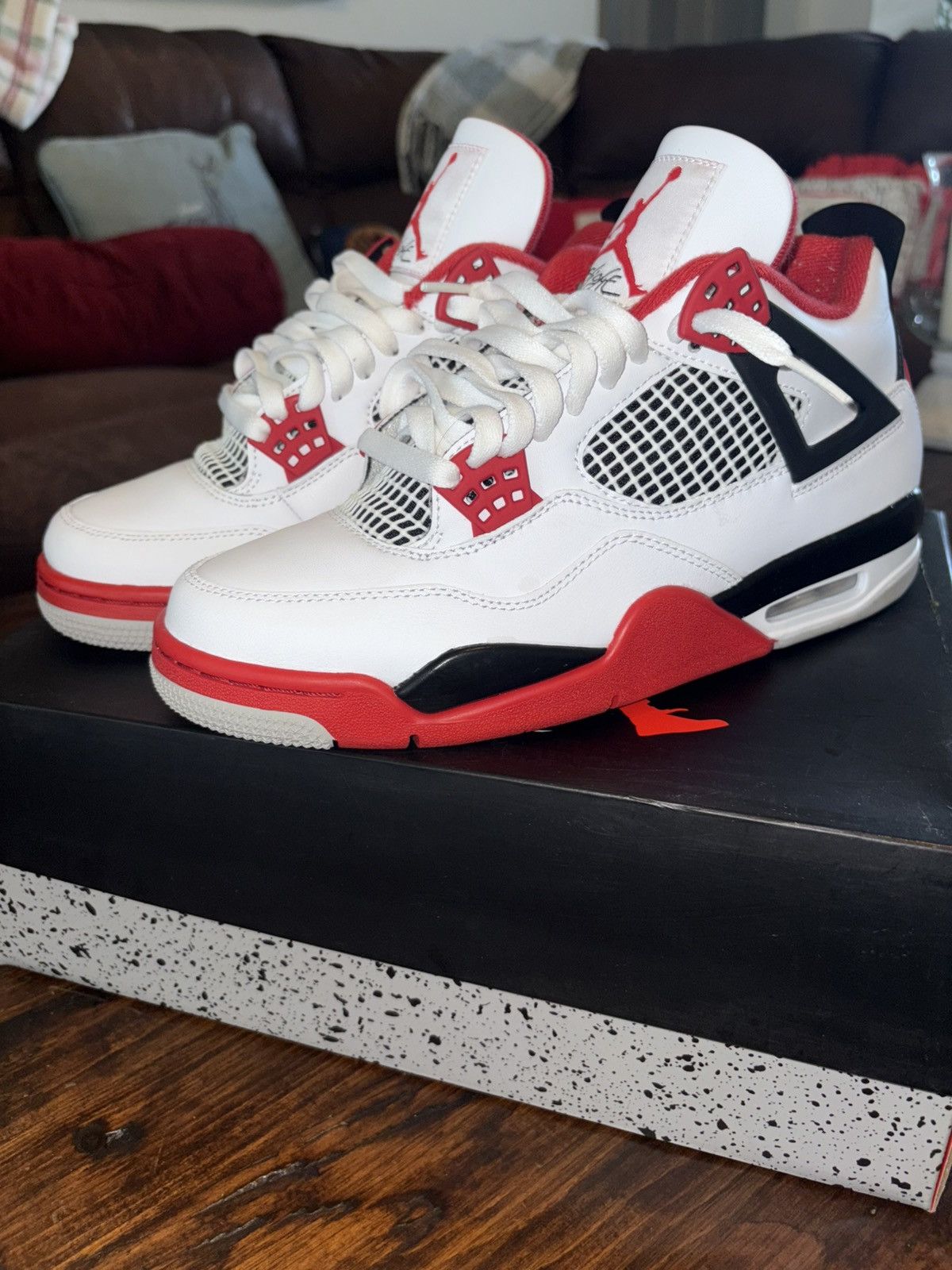 Jordan Brand Air Jordan 4 Retro OG Fire Red Size US 8 / EU 41 - 1 Thumbnail