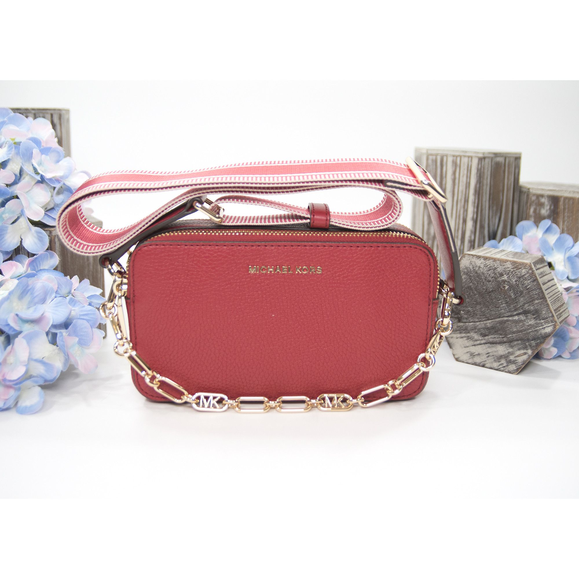 Michael Kors Michael Kors Red Leather Jet Set Small Double Zip Satchel Size ONE SIZE - 1 Thumbnail