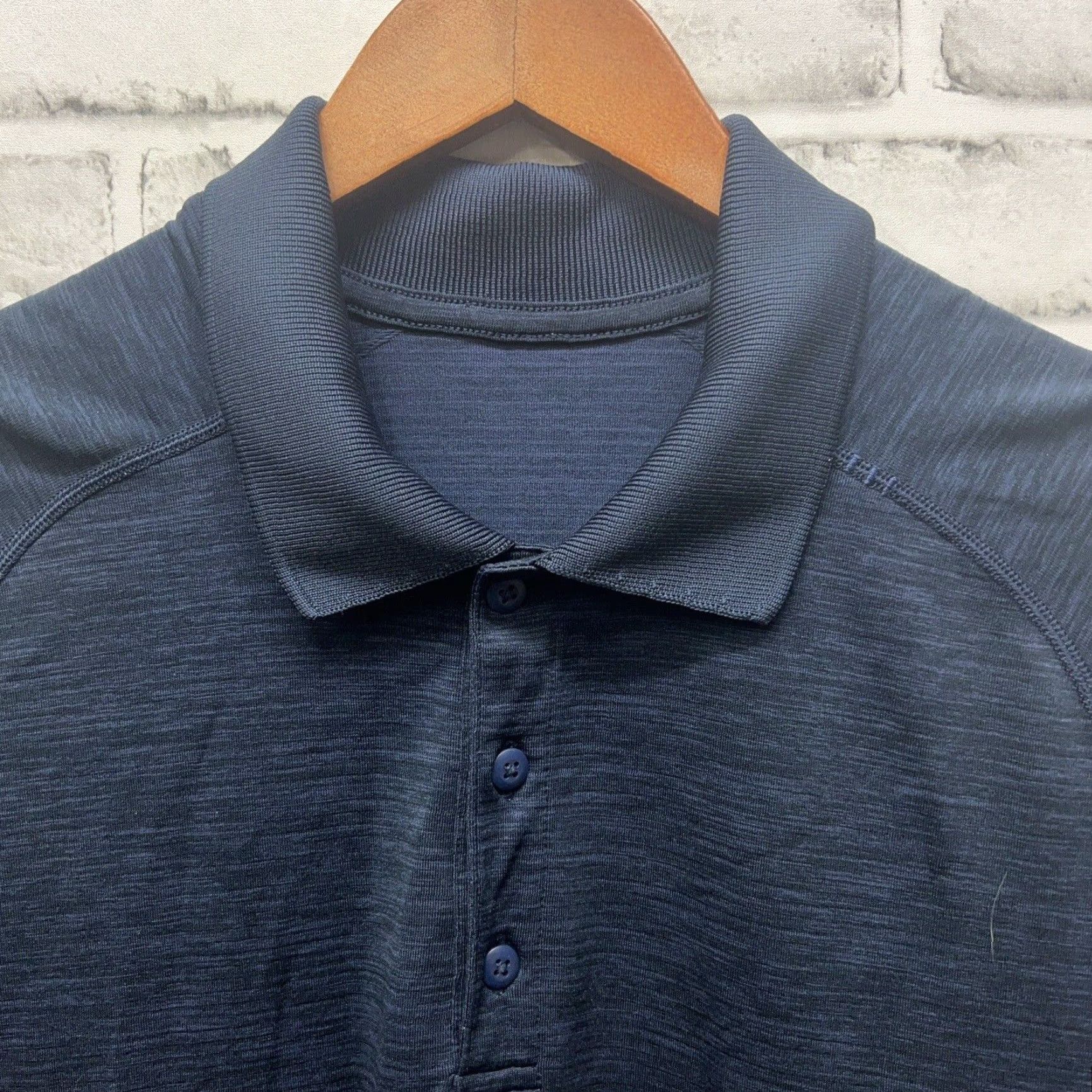 Lululemon VINTAGE Lululemon Athletica Men’s Blue Short Sleeve Polo Shirt Small Casual Activewear Size US S / EU 44-46 / 1 - 2 Thumbnail