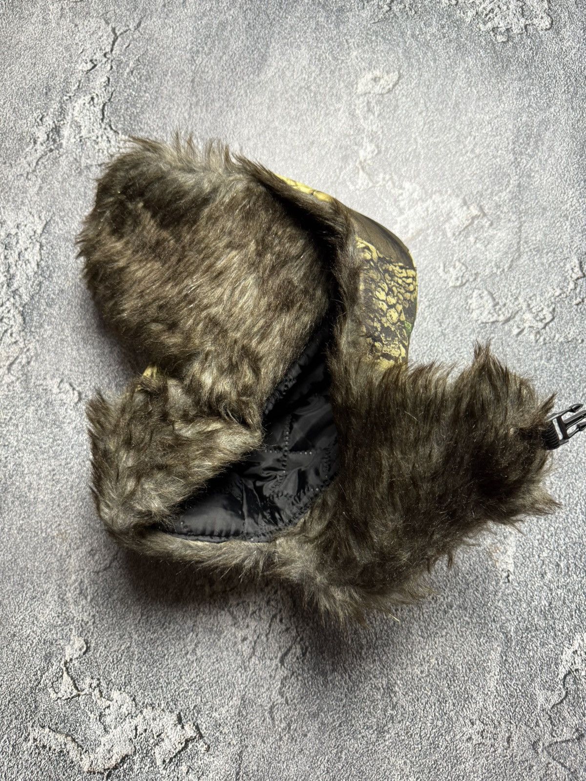 Realtree Y2K Real Tree Faux Fur Ushanka VNTG Fuzzy Warm Trapper Hat Size ONE SIZE - 5 Thumbnail