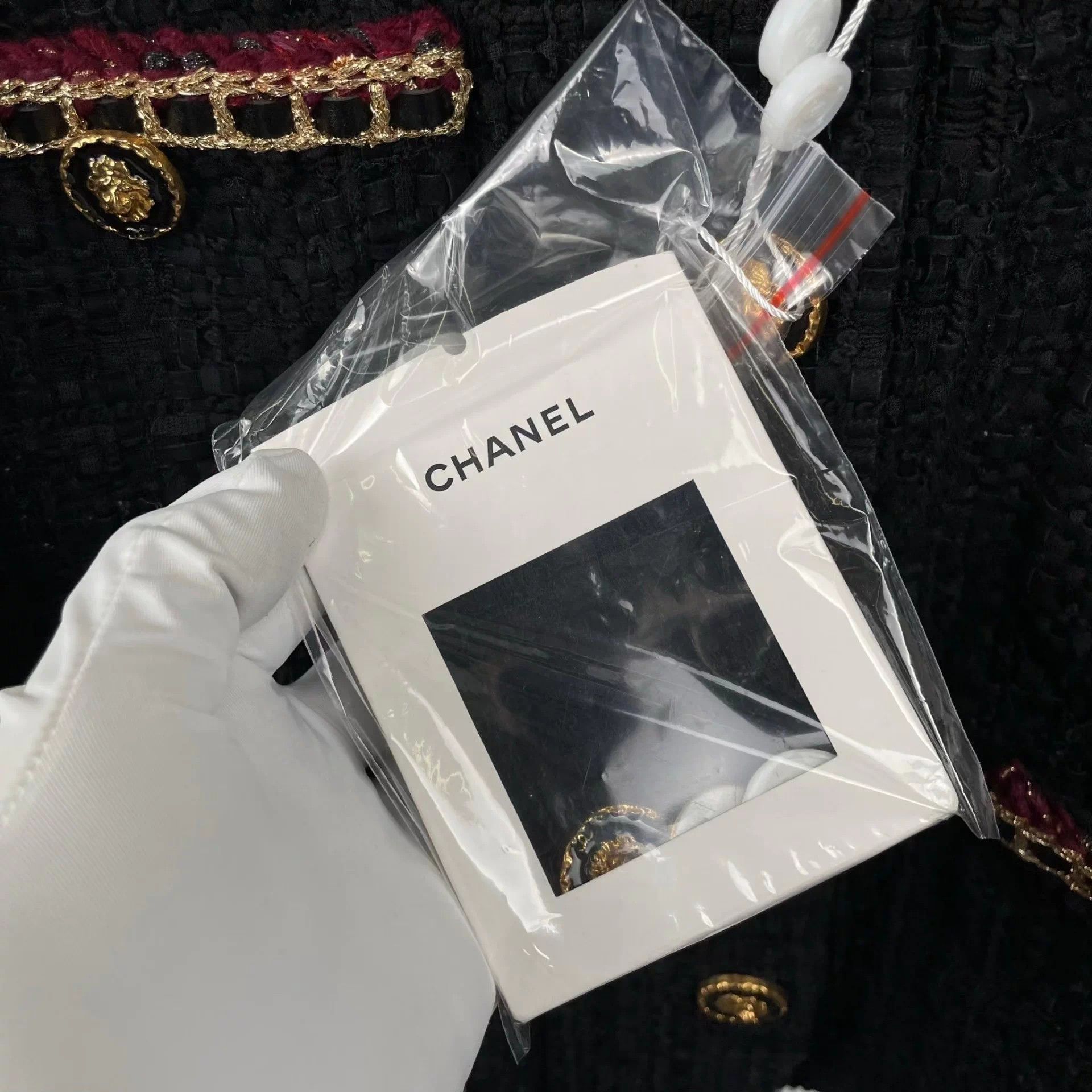 Chanel Chanel 21A Black Leather Chain 4P Woven LS Jkt 34 Size XS / US 0-2 / IT 36-38 - 4 Thumbnail