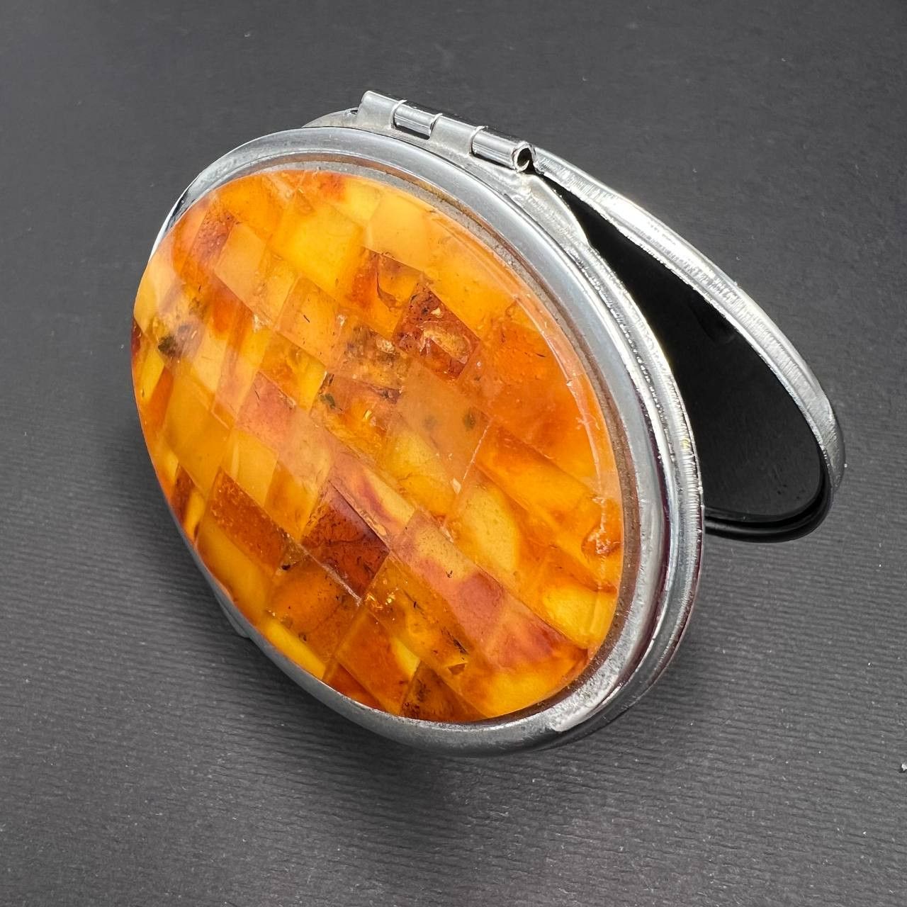 Vintage Vintage Compact Powder Box Metal Decor Genuine Baltic Amber Size ONE SIZE - 4 Thumbnail