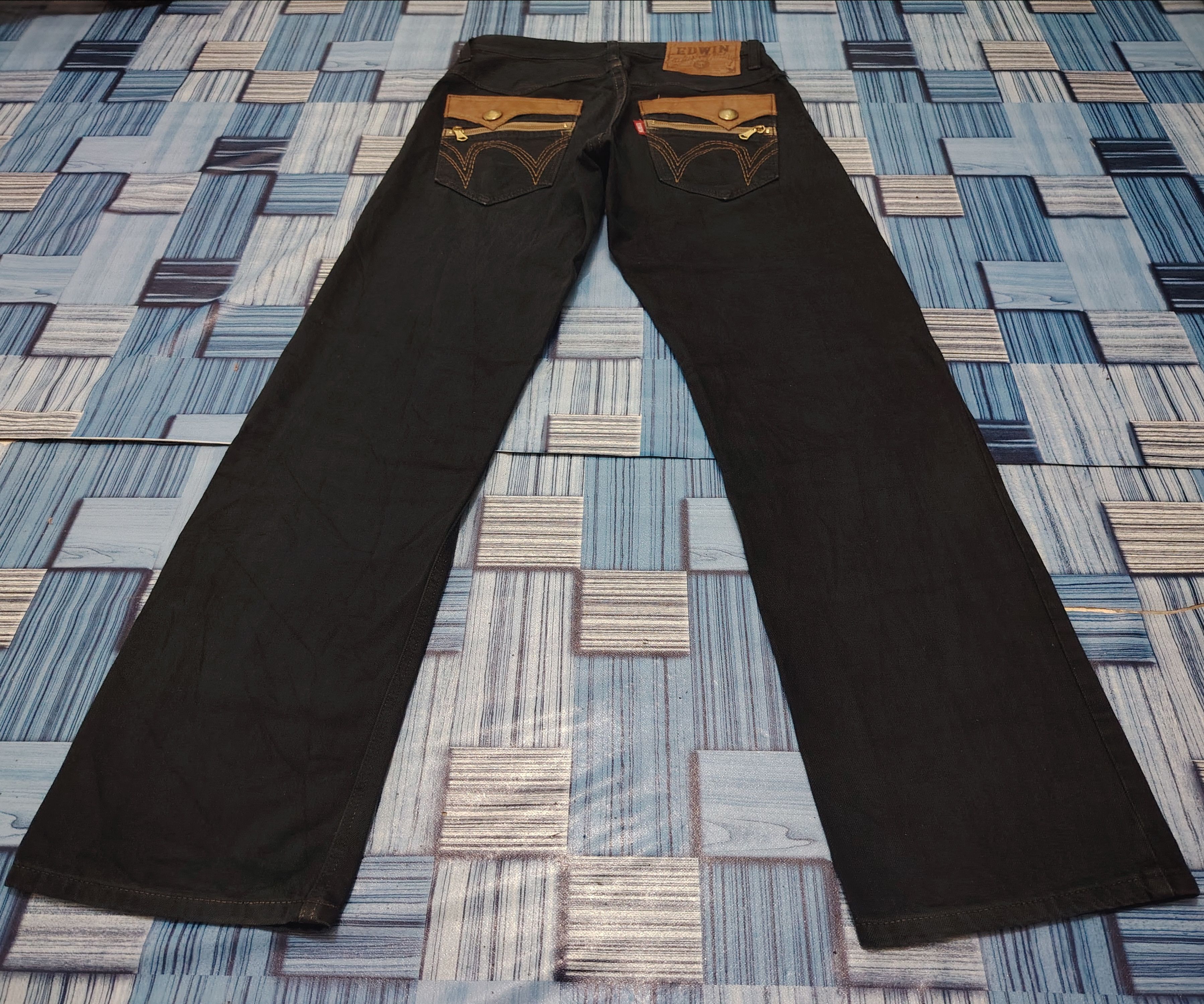 Who Decides War Japanese Edwin Exclusive Vintage flared Jeans Size US 31 - 18 Thumbnail
