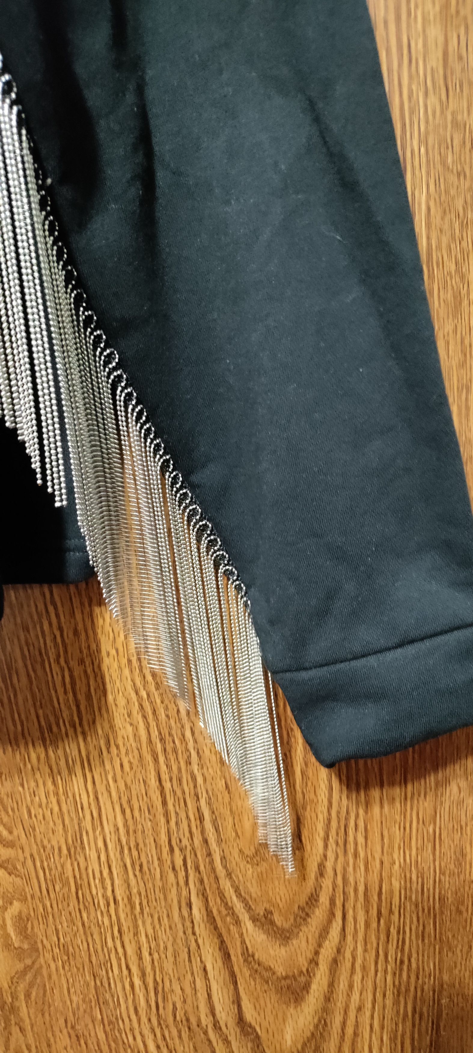H&M H&M Women's Black Long Sleeve Sweater Sz M w/ metal fringe Size M / US 6-8 / IT 42-44 - 3 Thumbnail