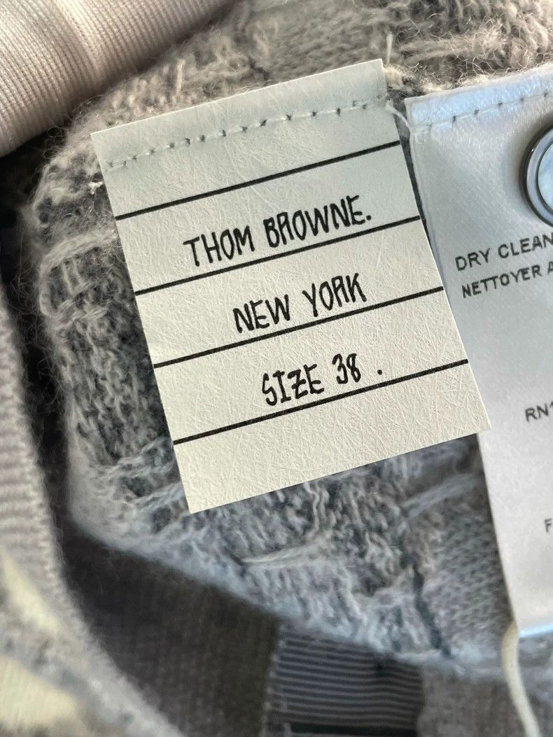 Thom Browne Thom Browne Light grey striped cashmere sweater Size XS / US 0-2 / IT 36-38 - 4 Thumbnail