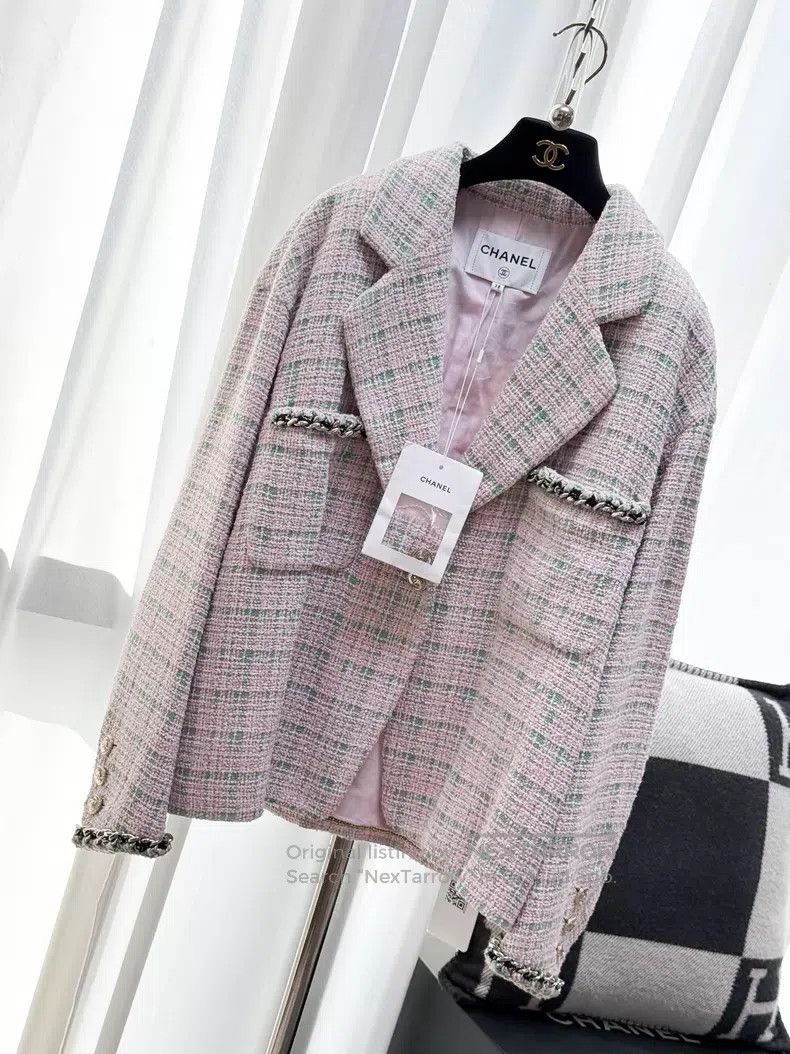 Chanel Chanel Green plaid two-pocket crystal buckle long-sleeved Size XS / US 0-2 / IT 36-38 - 2 Thumbnail