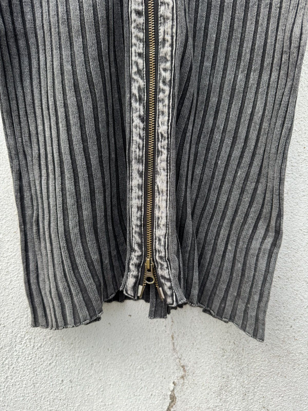 Le Grande Bleu (L.G.B.) 2000s Avant Garde Cyber lgb styled archive Tees Size US XS / EU 42 / 0 - 5 Thumbnail