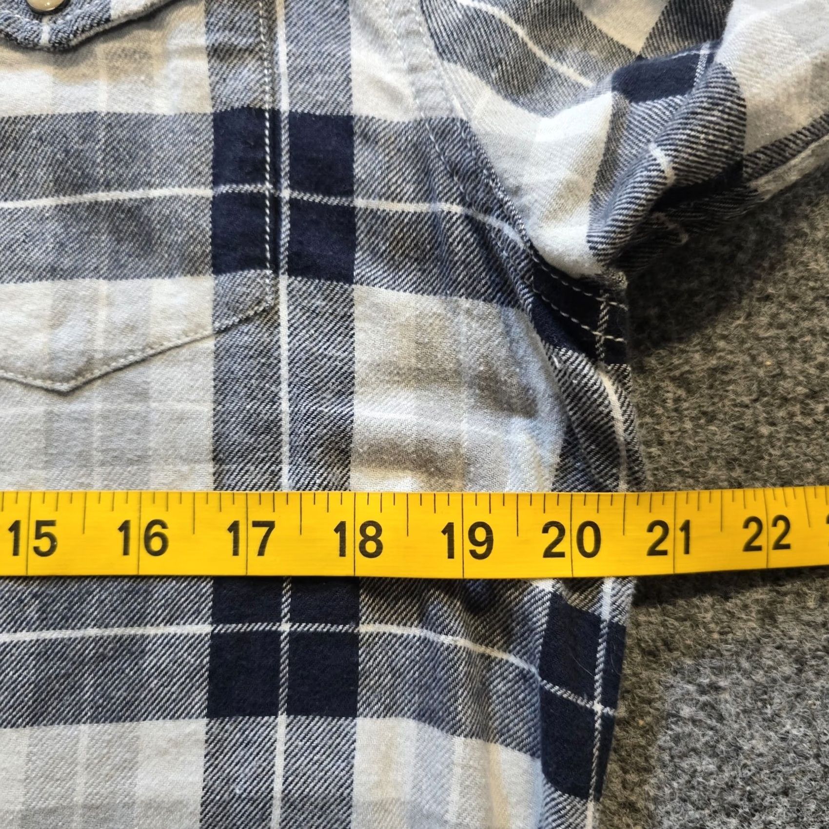 Burnside Burnside Shirt Mens Medium Gray Plaid Flannel Pearl Snap Button-Up Casual Outdoors Shirt Size US M / EU 48-50 / 2 - 6 Thumbnail