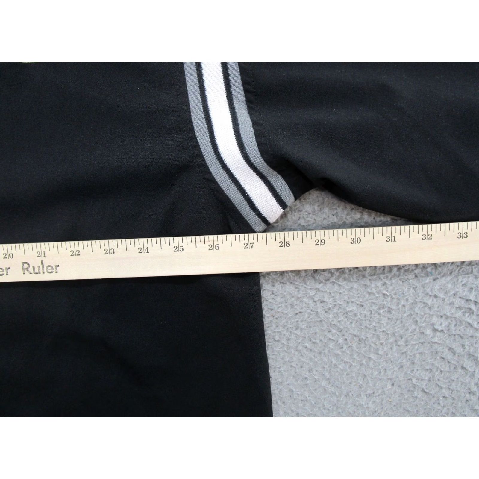 Vintage Miken Men’s Black Lightweight Long Sleeve Active Wear Warm Up XL MLB Shirt Mens Sports Size US XL / EU 56 / 4 - 6 Thumbnail