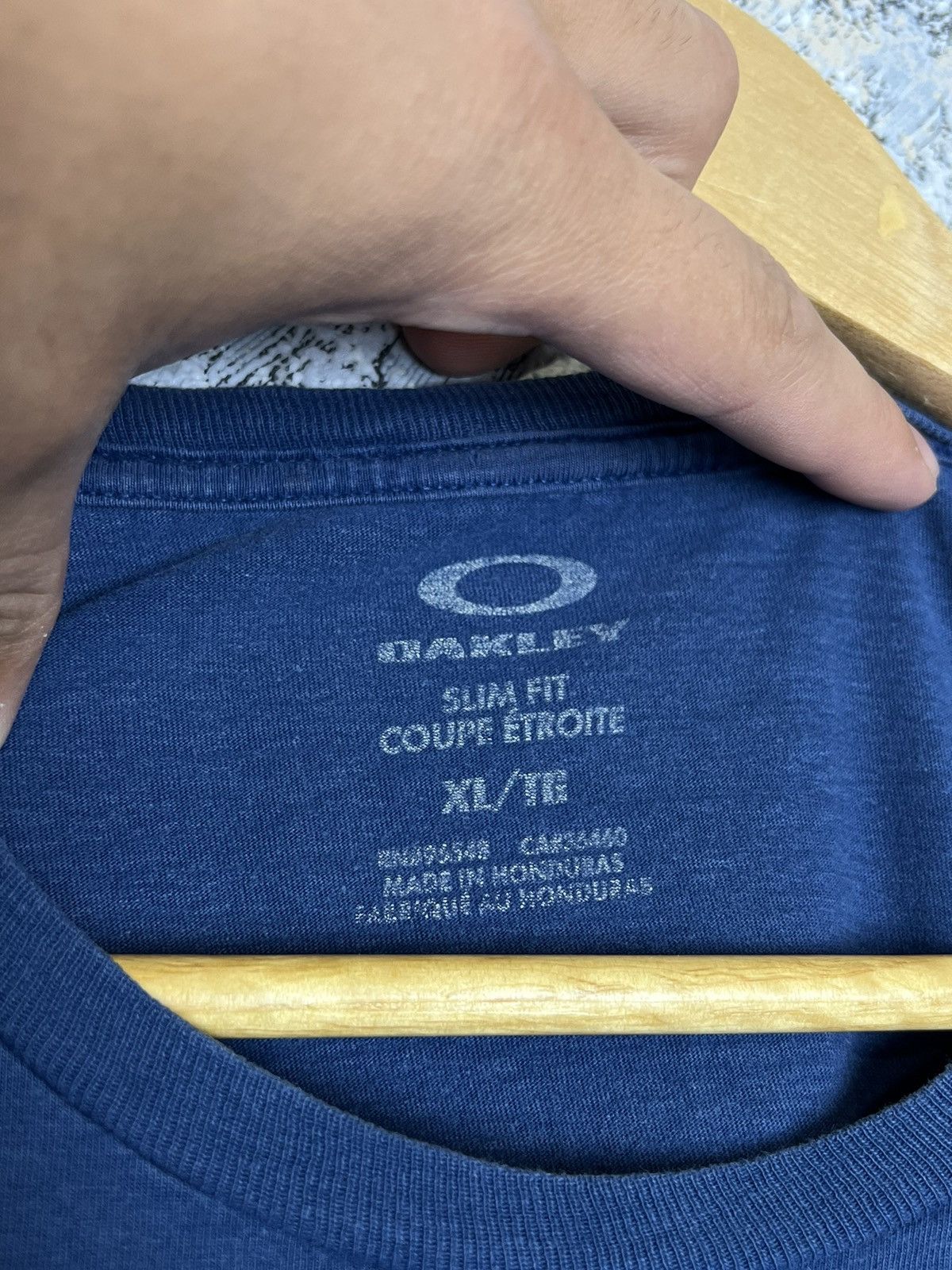Oakley × Vintage 🏄‍♂️ Vintage Oakley Retro Surfing Rare T-Shirt USA Size US XL / EU 56 / 4 - 4 Thumbnail