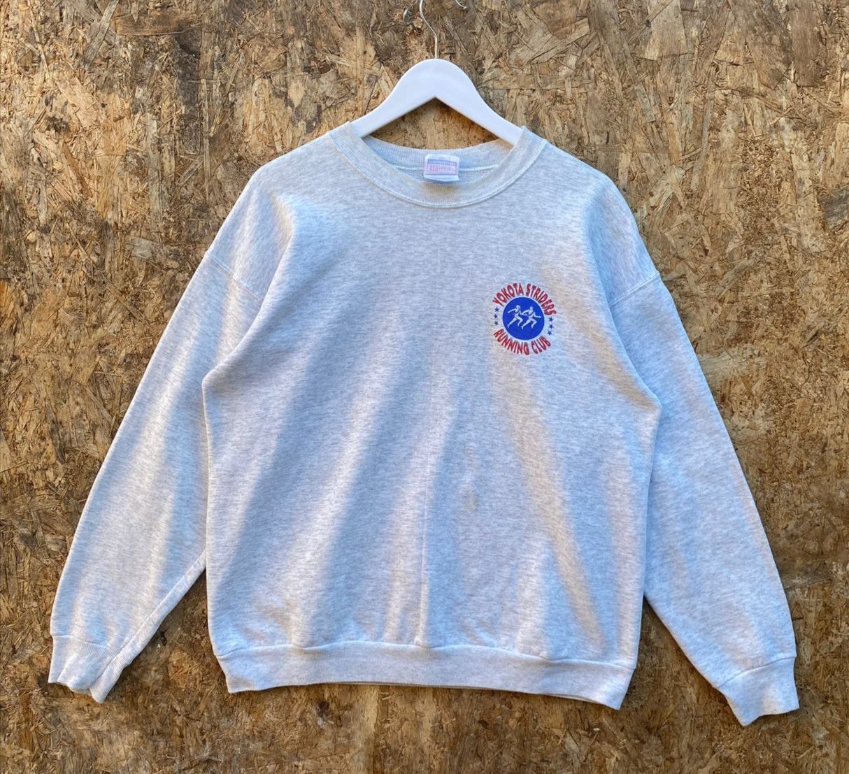 Vintage Vintage Yokota Striders Running Club Marathon Sweatshirt Size US M / EU 48-50 / 2 - 2 Thumbnail