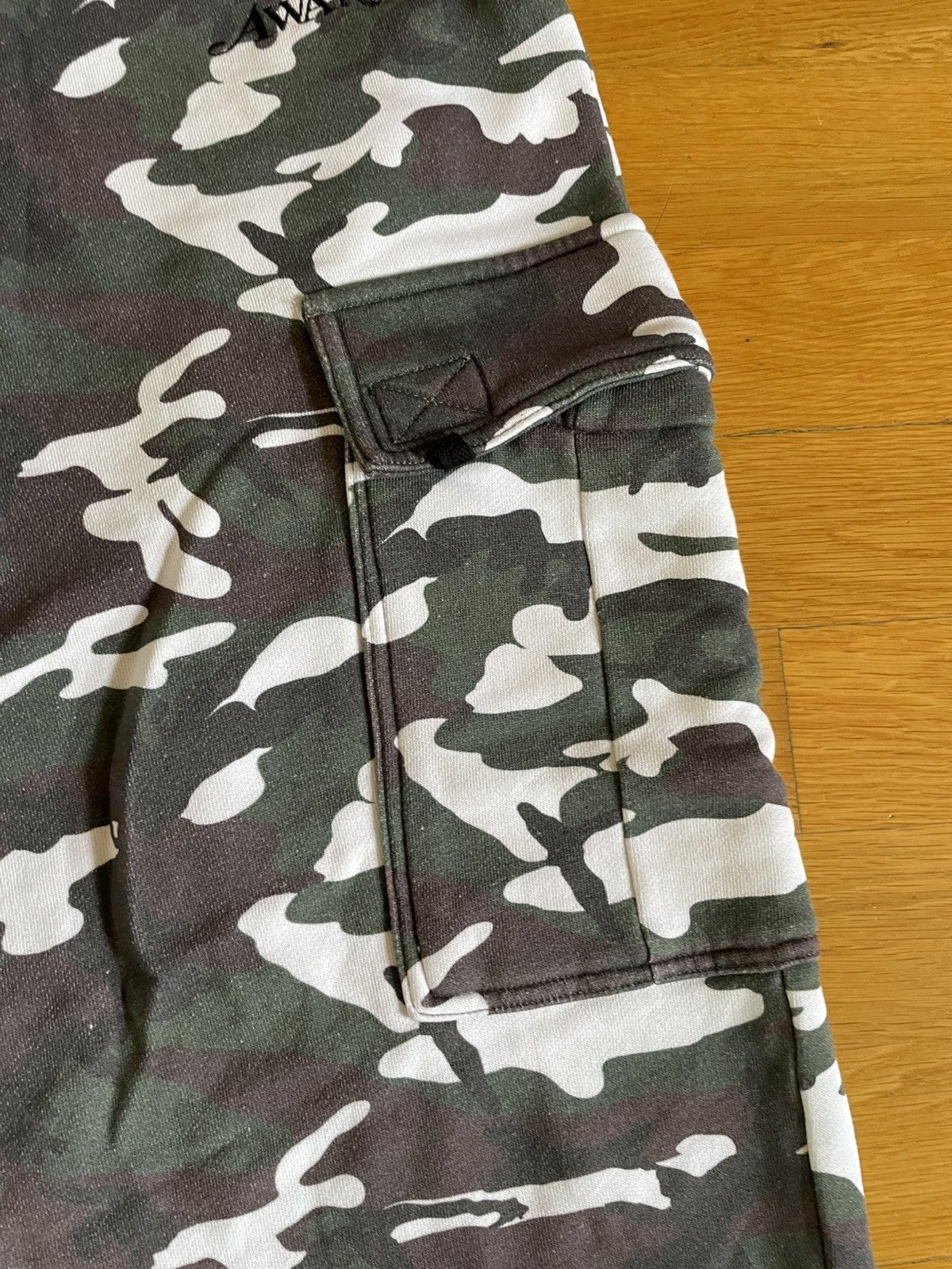 Awake NY Awake NY baggy snow camo cargo sweatpants Size US 34 / EU 50 - 9 Thumbnail