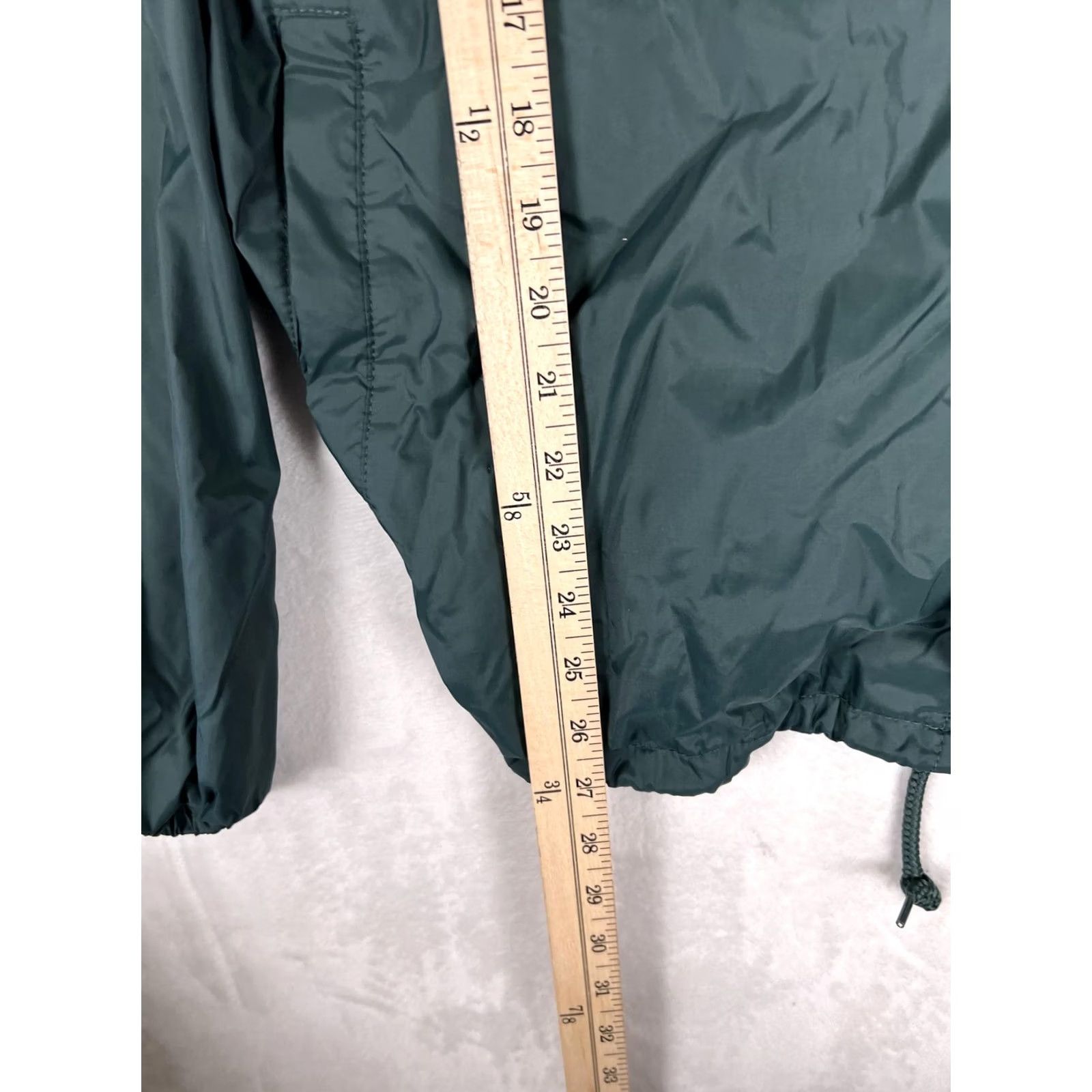 Vintage Shaka Wear Mens Medium Green Lined Coach Windbreaker Snap Nylon Shell Jacket Size US M / EU 48-50 / 2 - 3 Thumbnail
