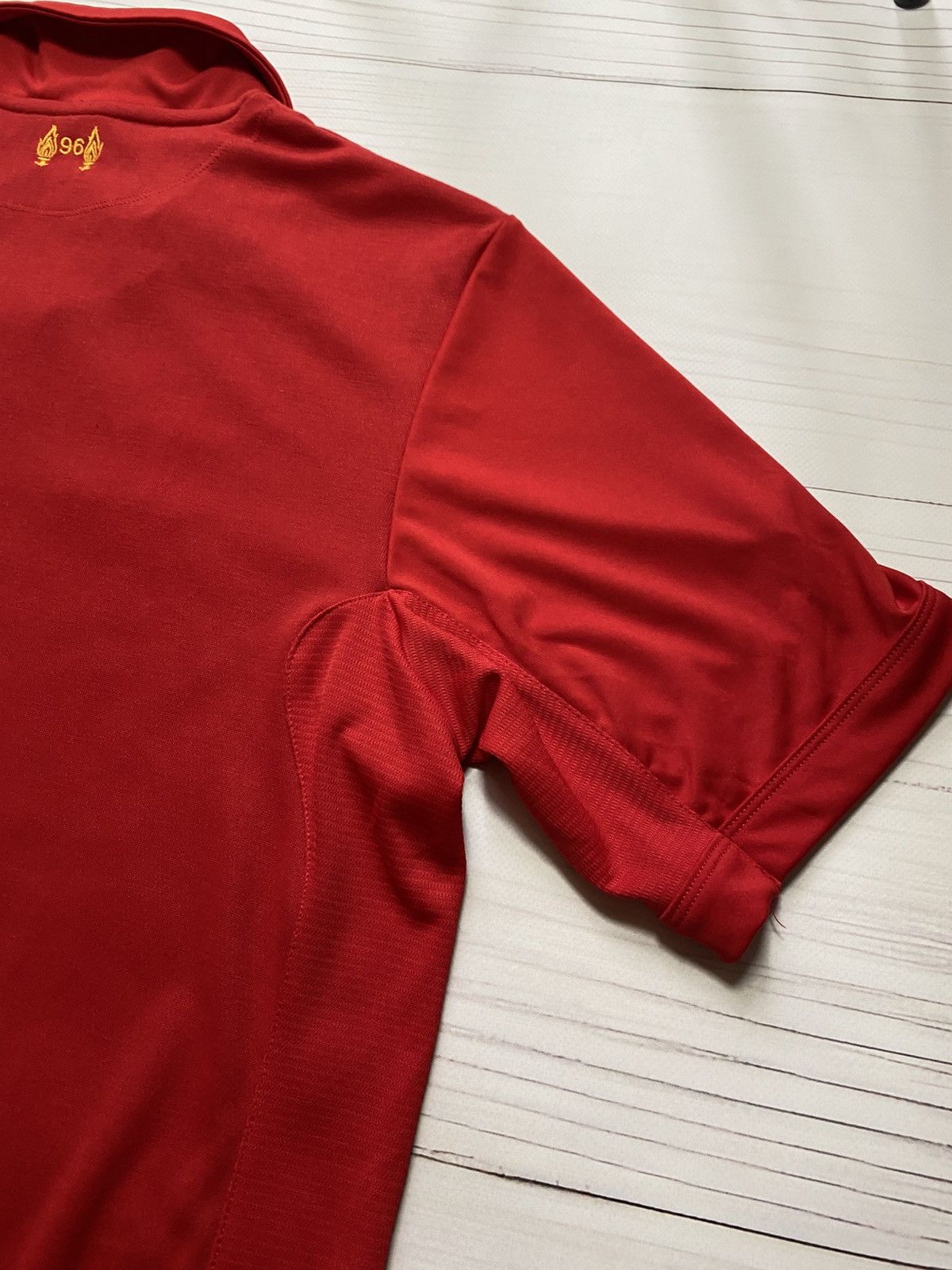 Warrior Vintage Warrior Liverpool 2012/13 home soccer jersey t shirt Size US M / EU 48-50 / 2 - 17 Thumbnail