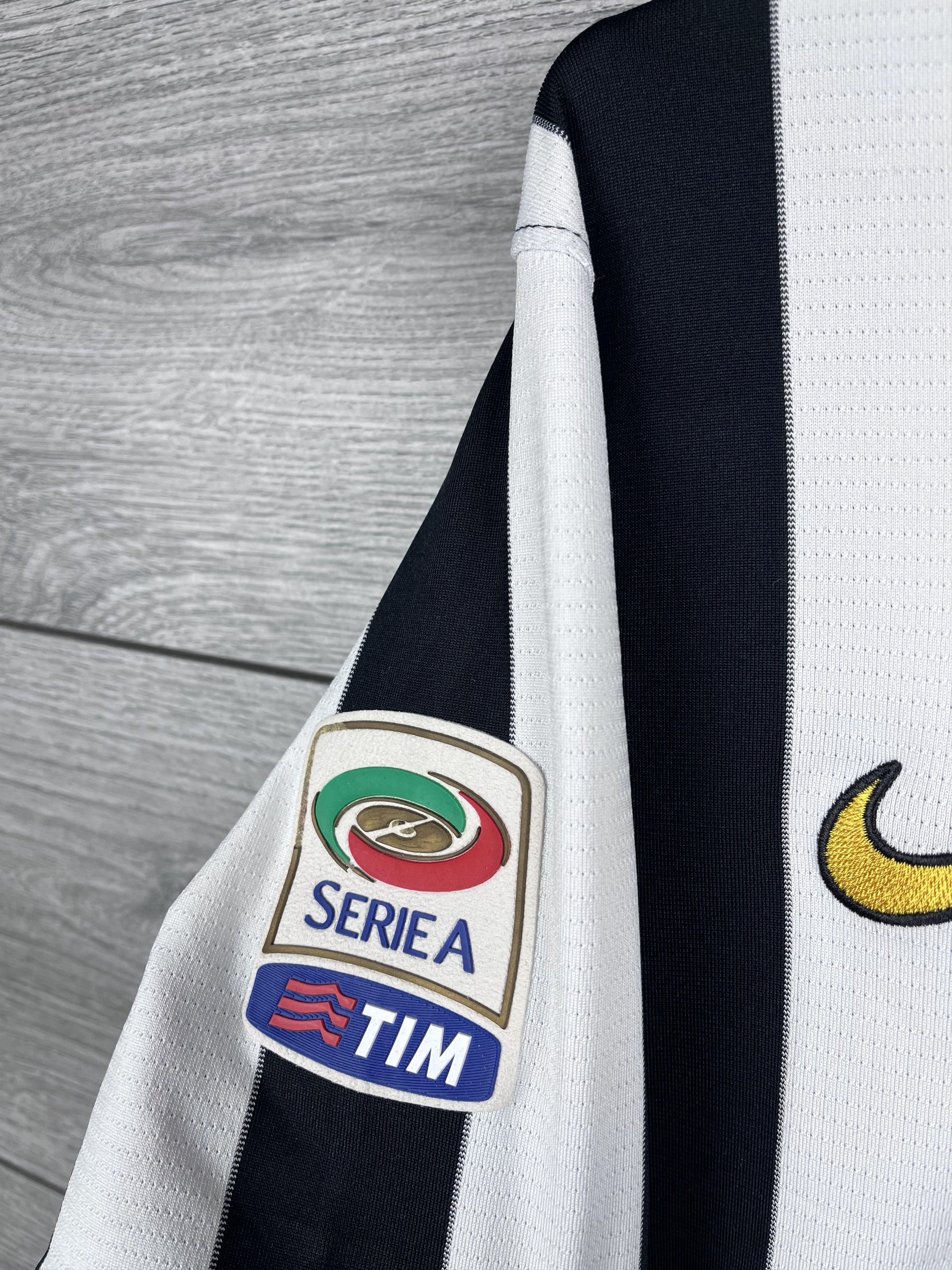 Nike Vintage men jersey Nike Fc Juventus size M Mirko Vucinic #10 Size US M / EU 48-50 / 2 - 9 Thumbnail