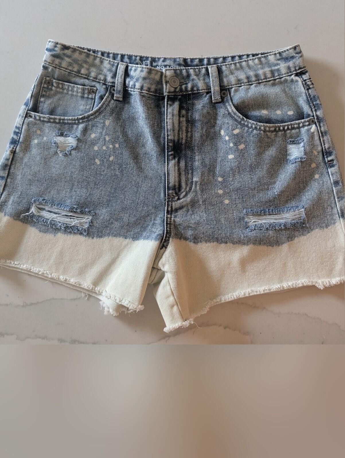 Other No Boundaries Two-Tone Distressed Denim Shorts Size 34" / US 12 / IT 48 - 5 Thumbnail