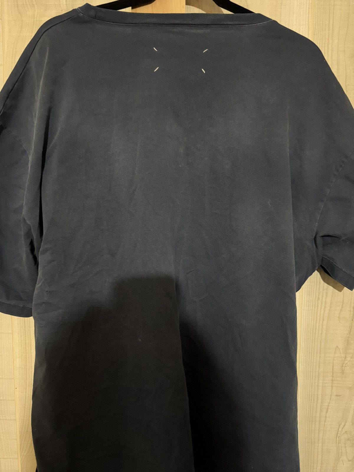 Maison Margiela Maison Margiela Blue Faded Logo Patched Cotton T-Shirt Size US L / EU 52-54 / 3 - 2 Thumbnail