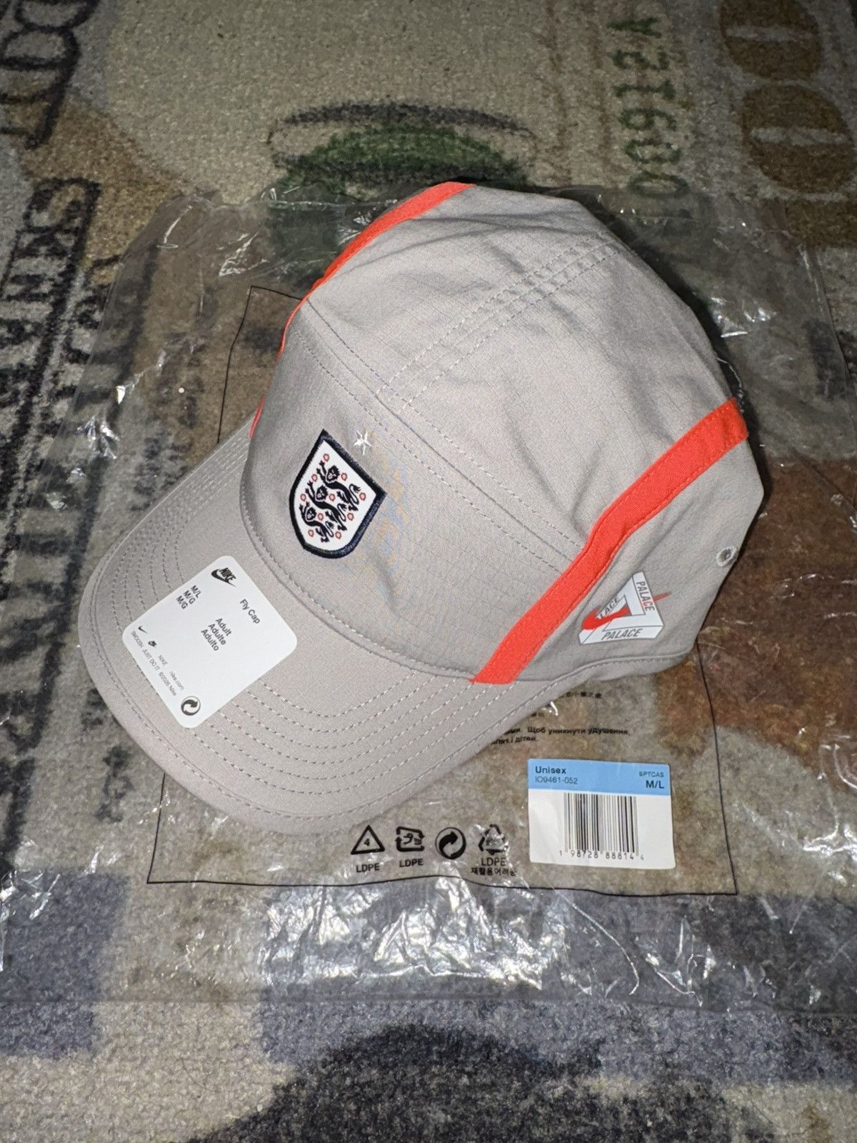 Palace x Nike England Unstructured Cap (M/L)