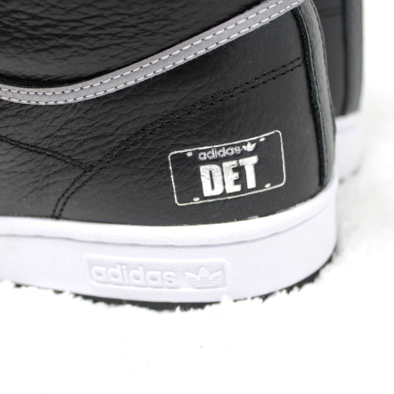 Adidas Adidas Basketball Shoes High Top Top Ten 90s Mens 14 Black Silver with Box OG "Motor City" KI4926 — 313 Day 2026 Release Size US S / EU 44-46 / 1 - 5 Thumbnail