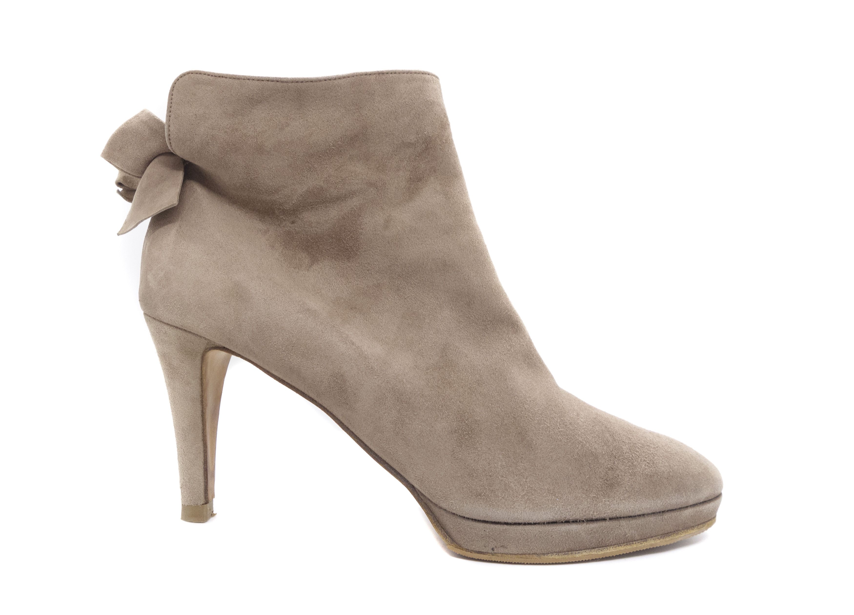 Chloe Suede Heeled Ankle Boots Size US 11 / IT 41 - 1 Thumbnail