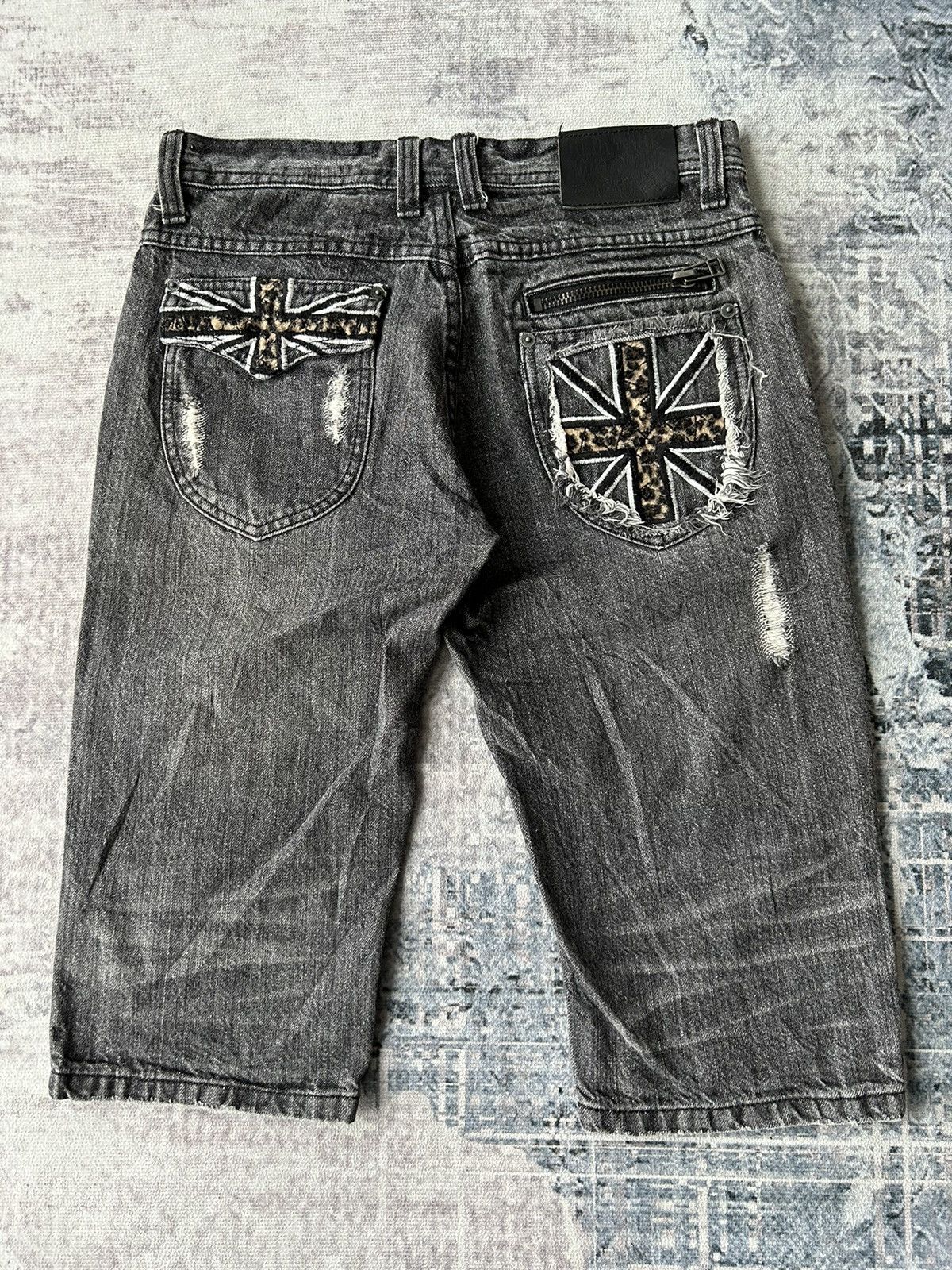 In The Attic In The Attic Short Pants Size US 32 / EU 48 - 1 Thumbnail