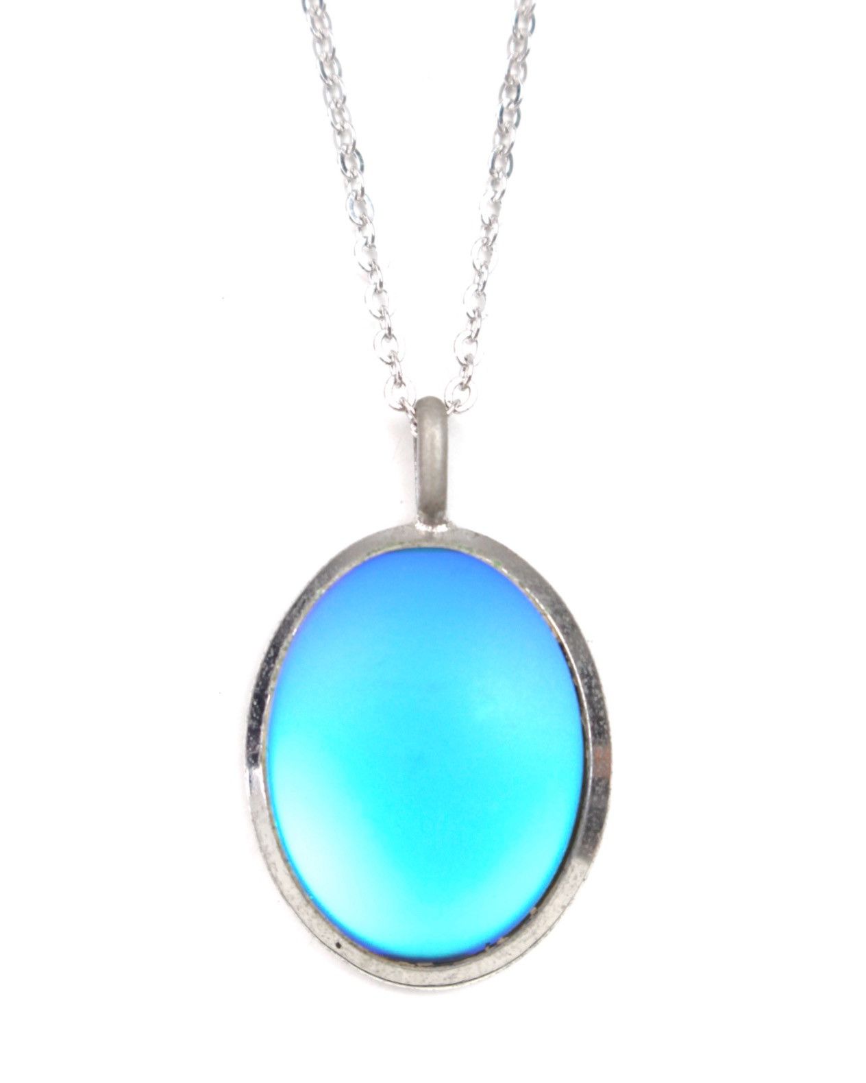 2000S SV JAPAN OVAL AURORA BLUE CABOCHON PENDANT NECKLACE