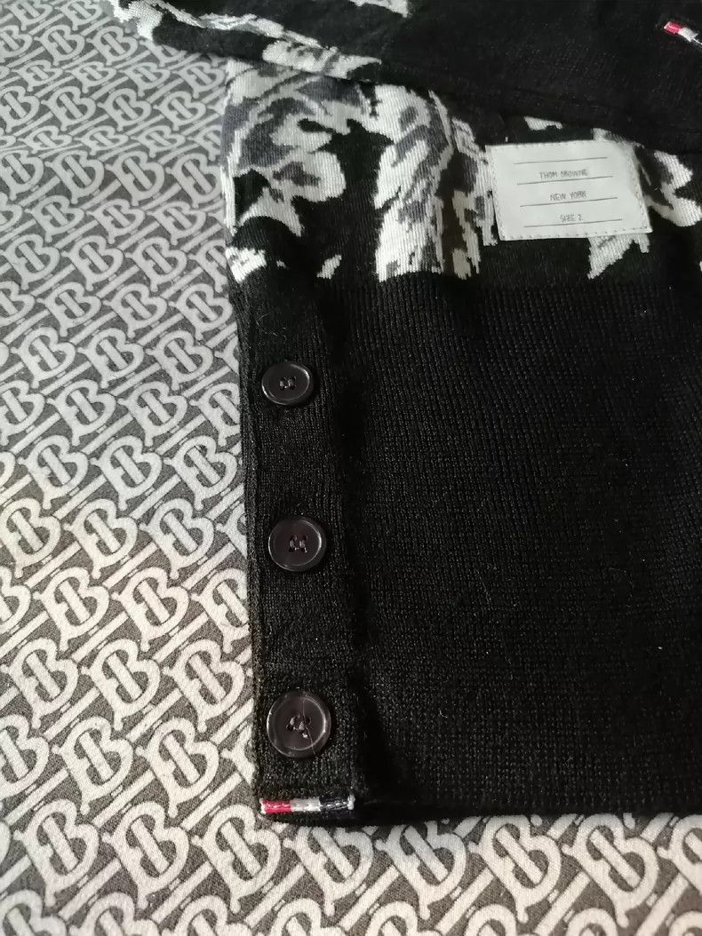 Thom Browne Thom Browne Get a free sweater Size US M / EU 48-50 / 2 - 4 Thumbnail