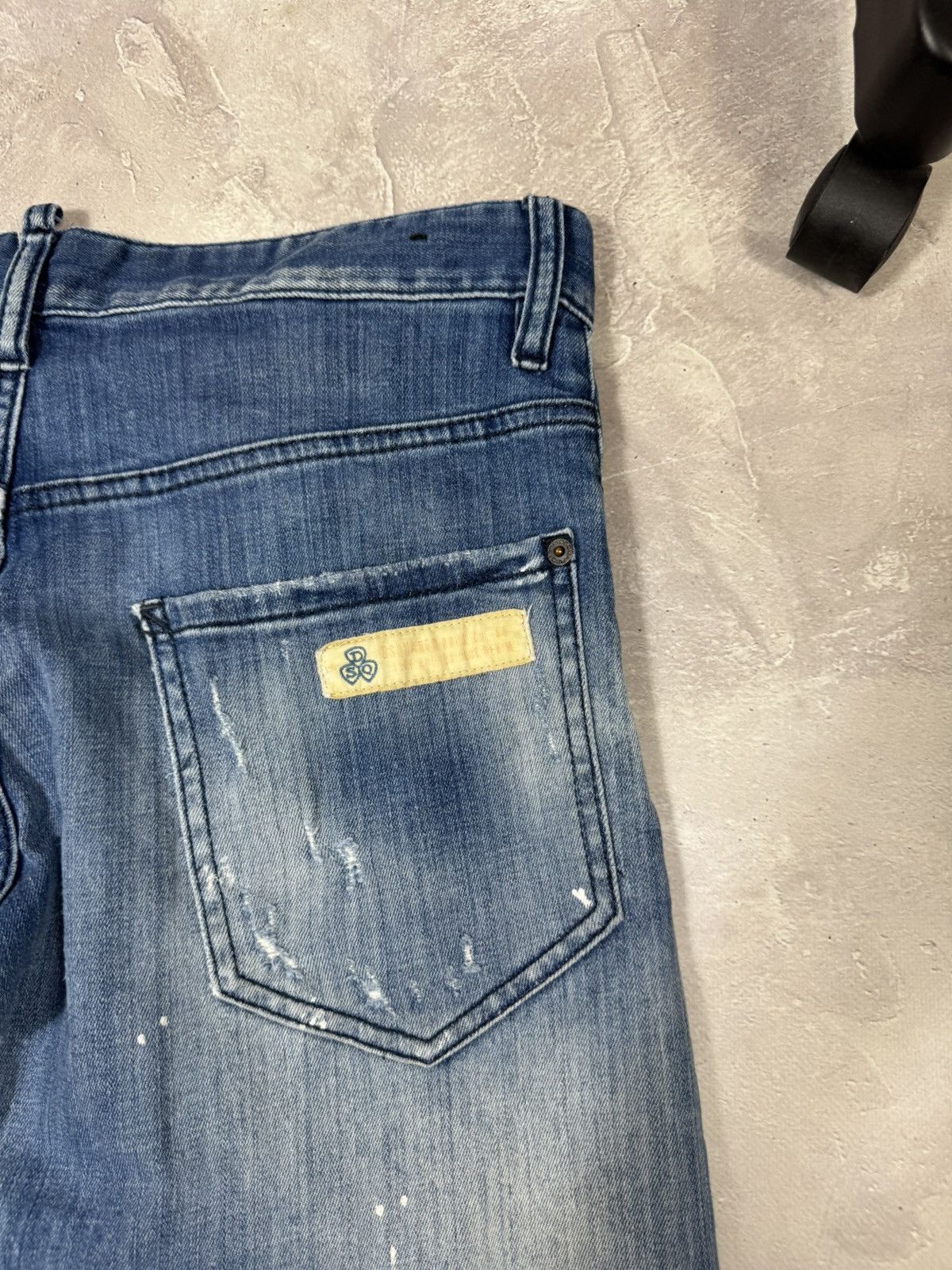 Dsquared2 Dsquared2 Distressed Y2k Slim Jeans Size US 32 / EU 48 - 12 Thumbnail