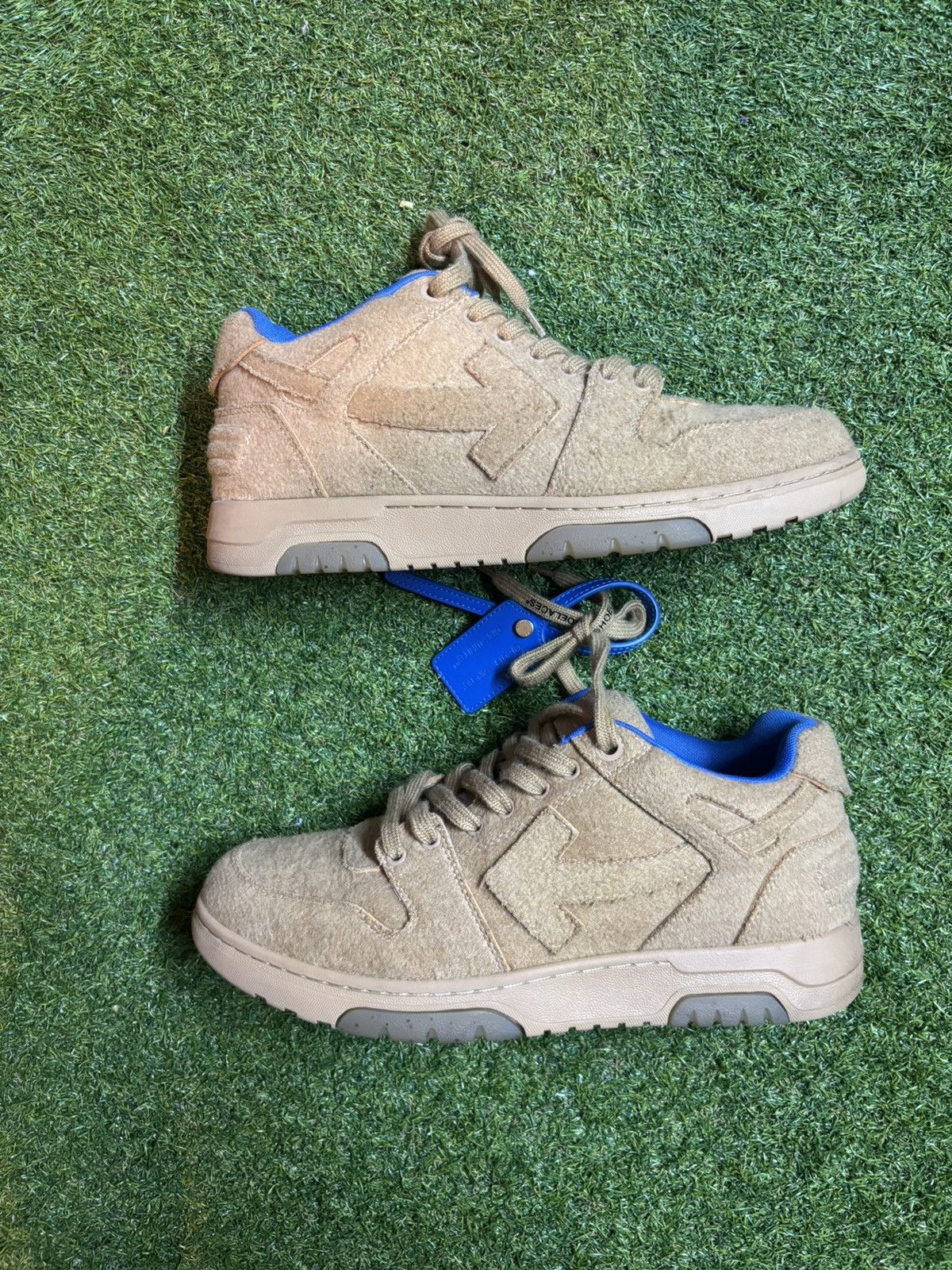 Off-White Off White Out Of Office ‘Camel’ Size US 12 / EU 45 - 2 Thumbnail