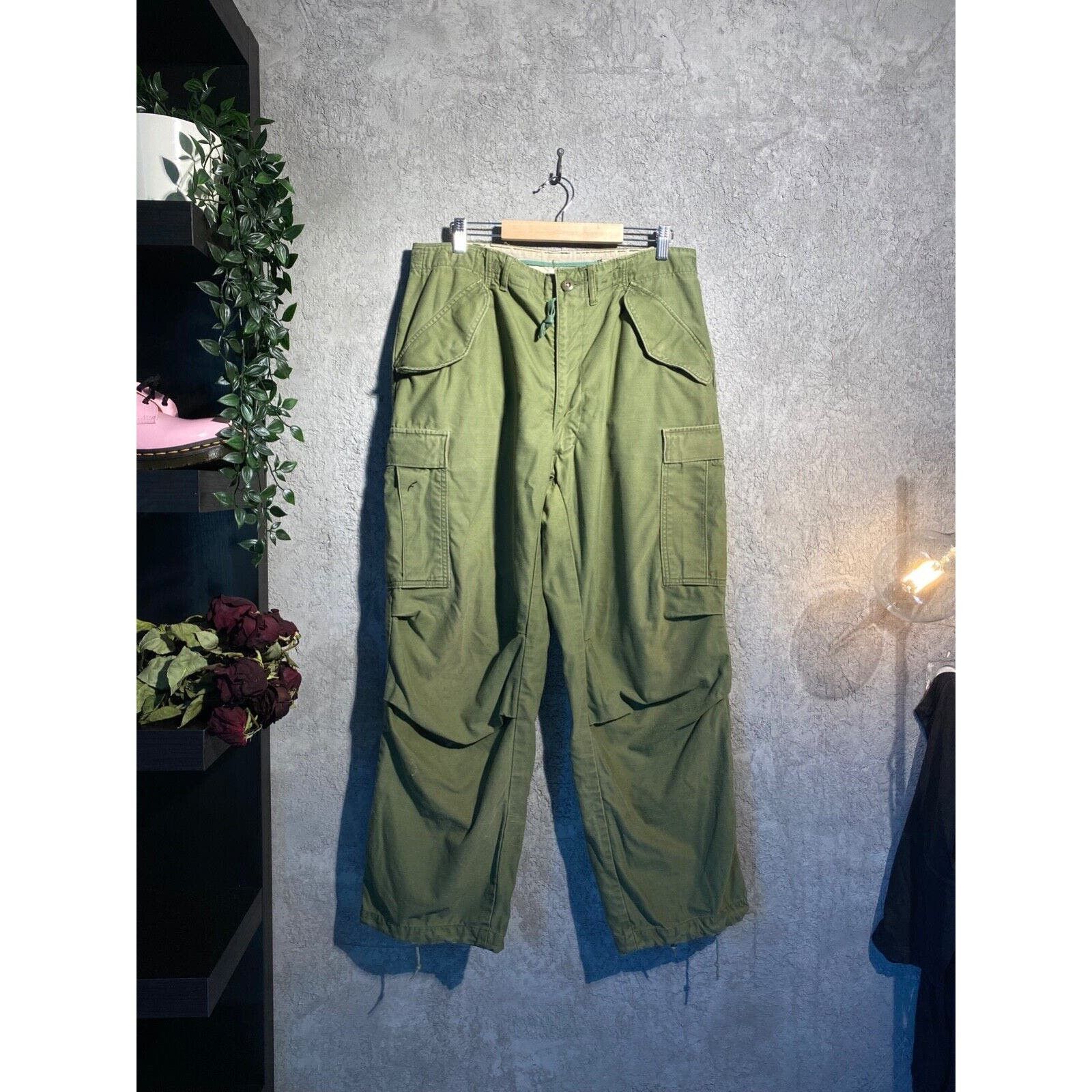 image of Vintage Vietnam 1972 M65 Green Military Cargo Pants Nylon 33, Men's