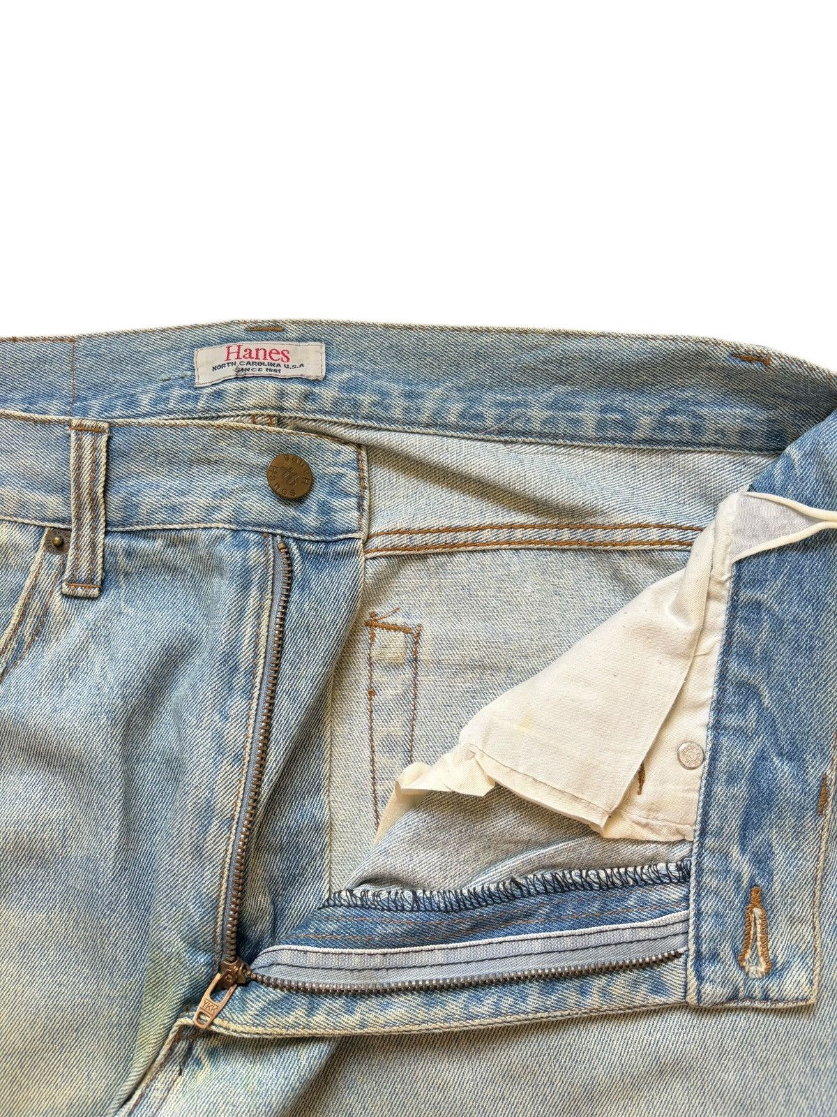 Hanes Vintage Hanes Mud Wash Distressed Loose Jeans Size US 31 - 5 Thumbnail