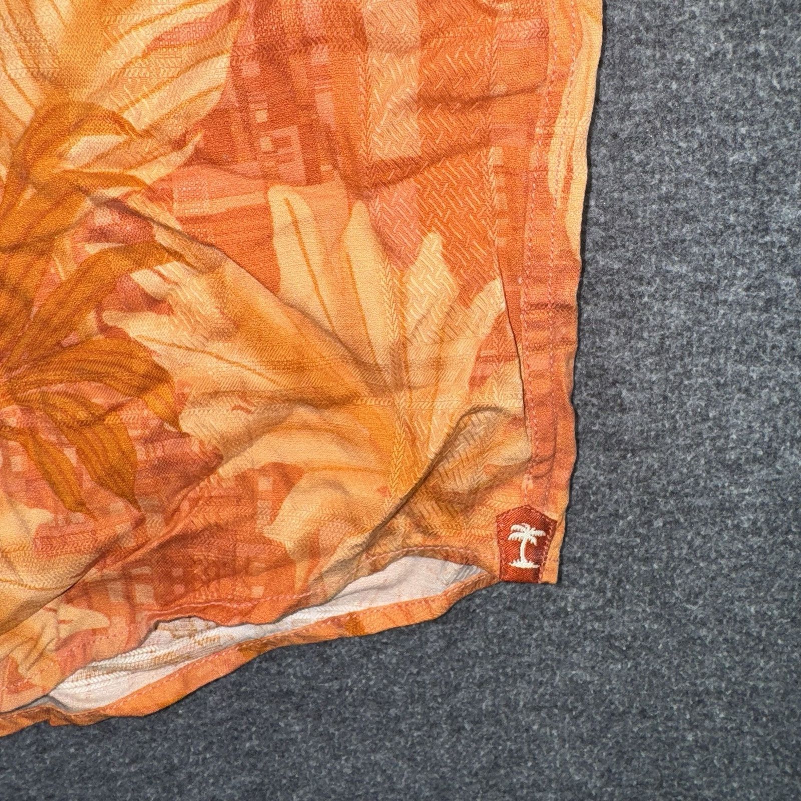 Tommy Bahama Vintage Hawaiian Shirt Men’s Sz L Orange with Hammock Scene Size US L / EU 52-54 / 3 - 6 Thumbnail