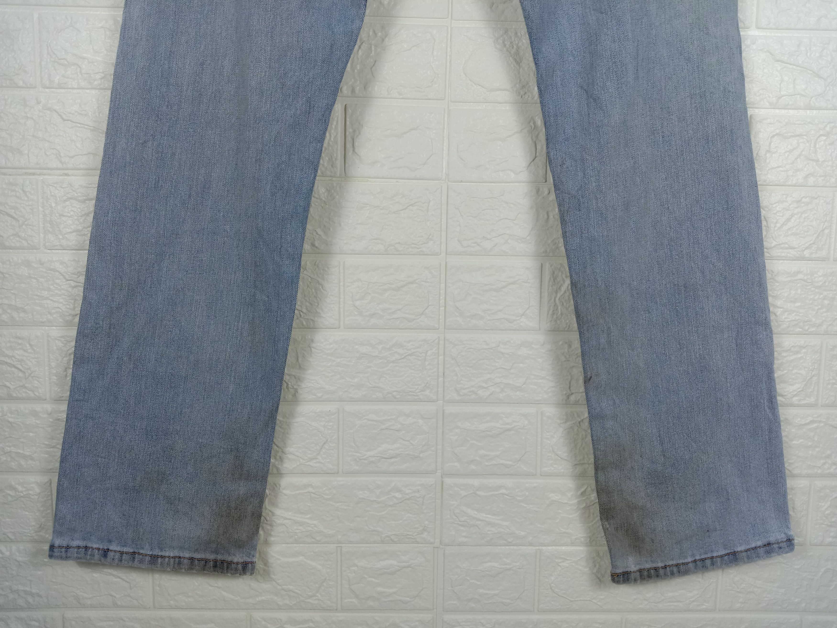 Levi's Vintage Levi's 505 Jeans Light Wash Denim Size US 33 - 8 Thumbnail