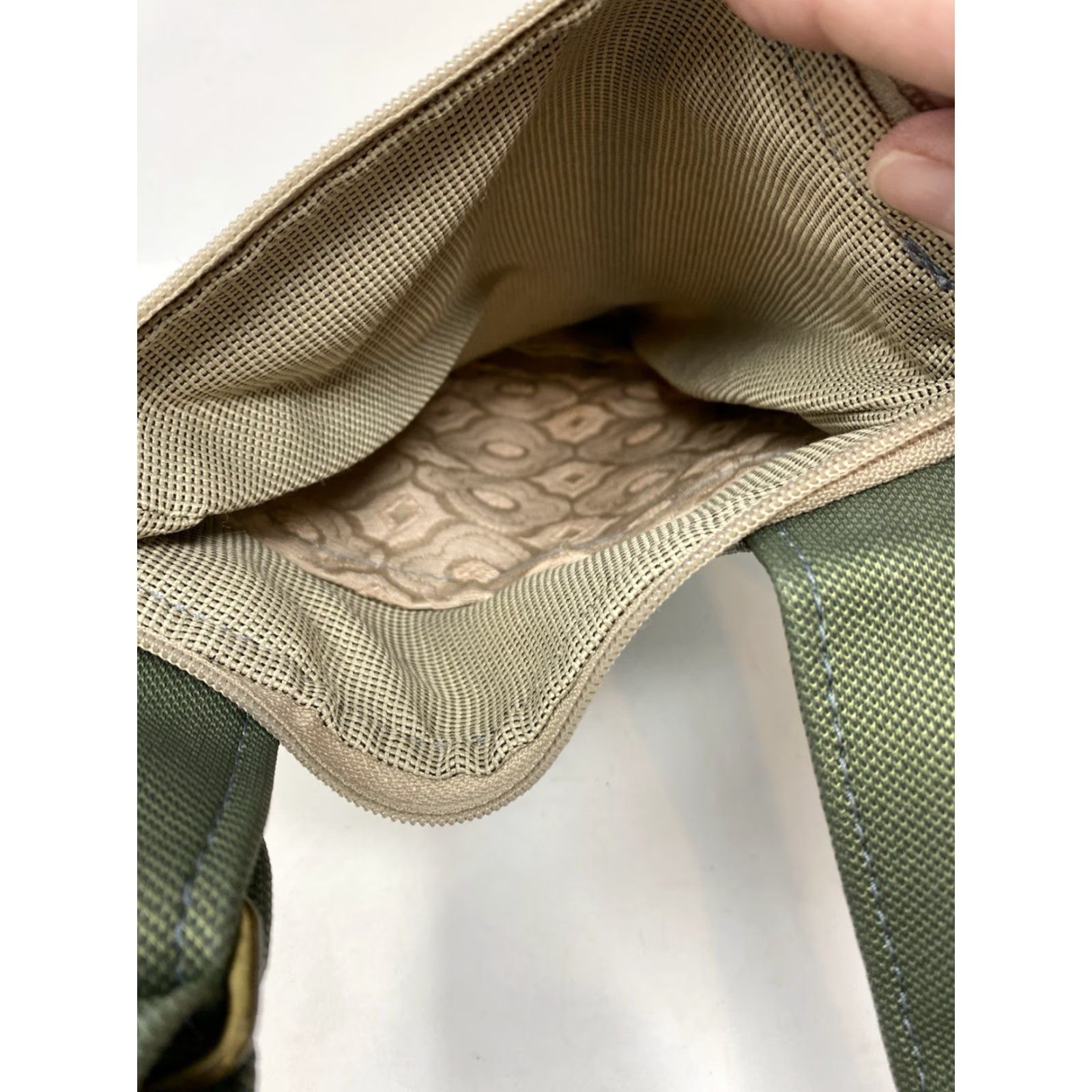 Vintage Echoes In The Attic Crossbody Bag Eco Friendly Seashell Print Canvas Green Purse Small Women Size ONE SIZE - 7 Thumbnail