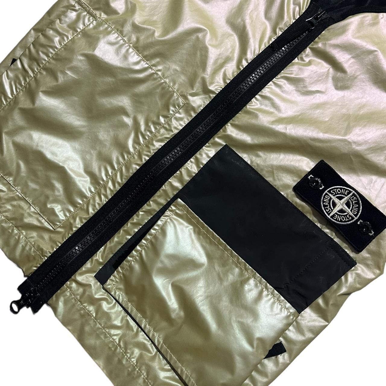 Stone Island Stone Island Iridescent Coating Reflex Mat Vest Size US M / EU 48-50 / 2 - 6 Thumbnail