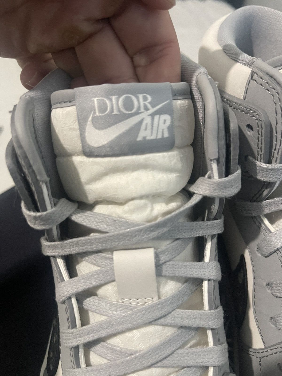 Dior × Jordan Brand Air Jordan 1 Dior High Size US 11 / EU 44 - 9 Thumbnail
