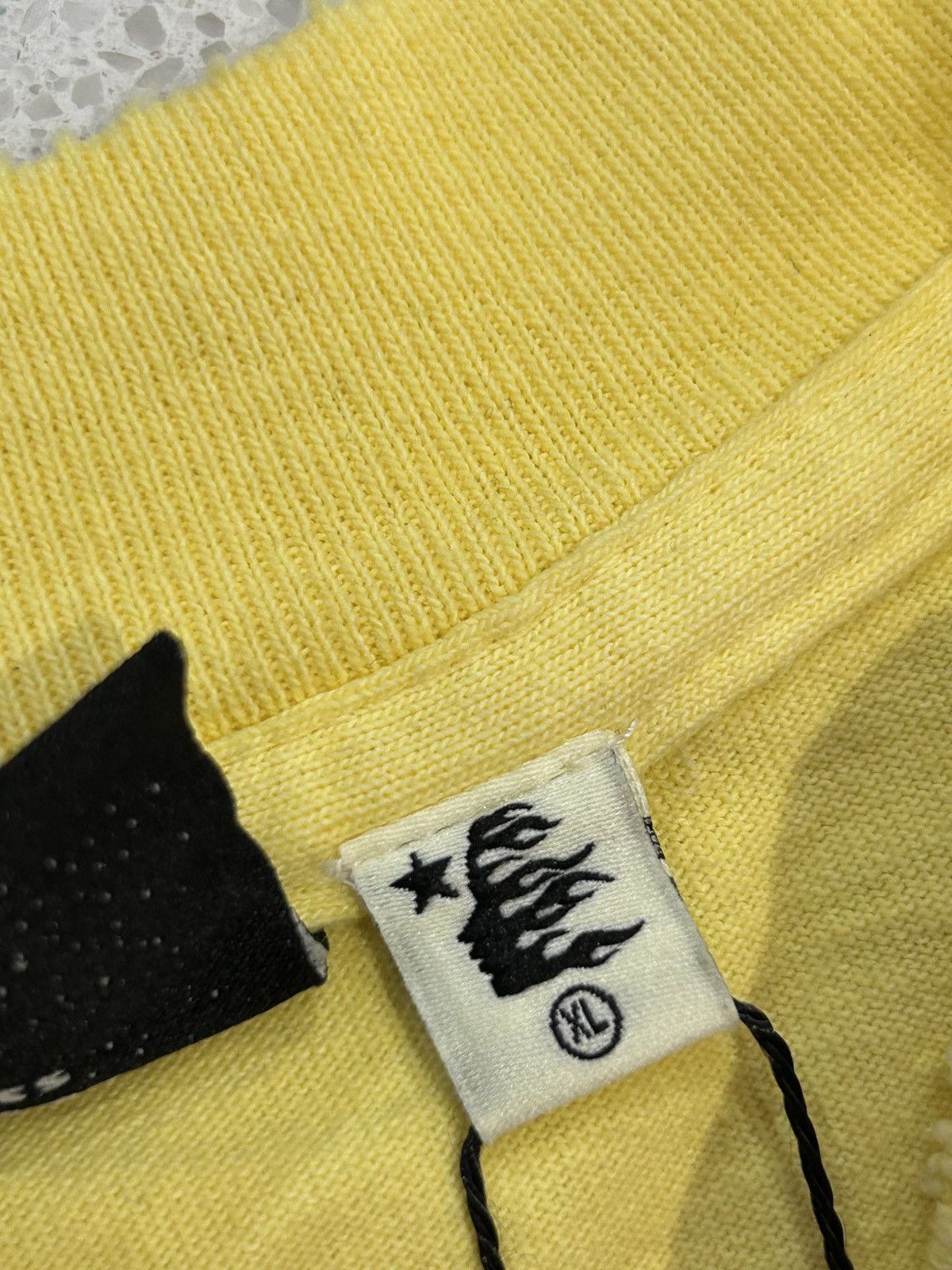 HELLSTAR Hellstar Crack Print Tee Yellow Size US XL / EU 56 / 4 - 7 Thumbnail
