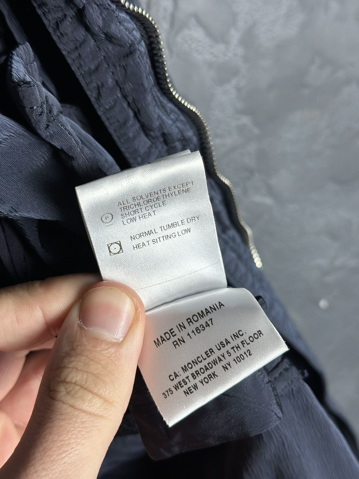 Moncler MONCLER Shimmer Lightweight Jacket Windbreaker Giubbotto Size M / US 6-8 / IT 42-44 - 20 Thumbnail