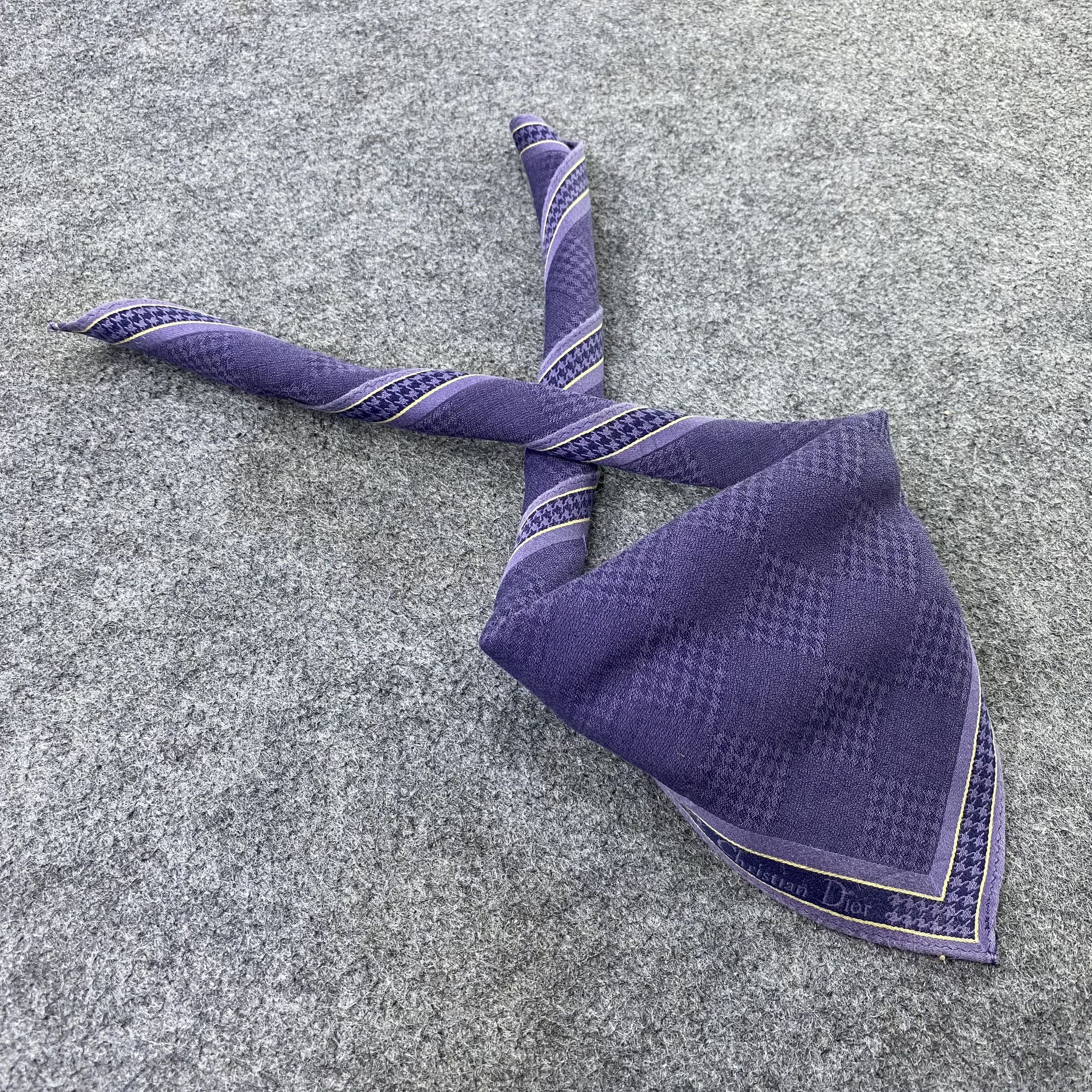 Other Christian Dior Handkerchief Neckerchief Bandana-B1686 Size ONE SIZE - 1 Thumbnail