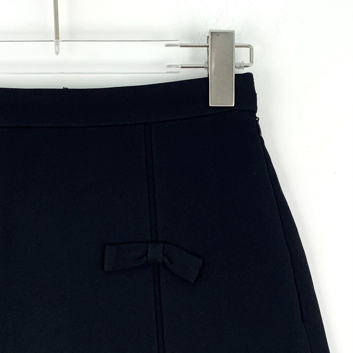 Miu Miu Miu Miu Black Bow Casual Mini Skirt K26WX Size 25" / US 0 / IT 36 - 3 Thumbnail